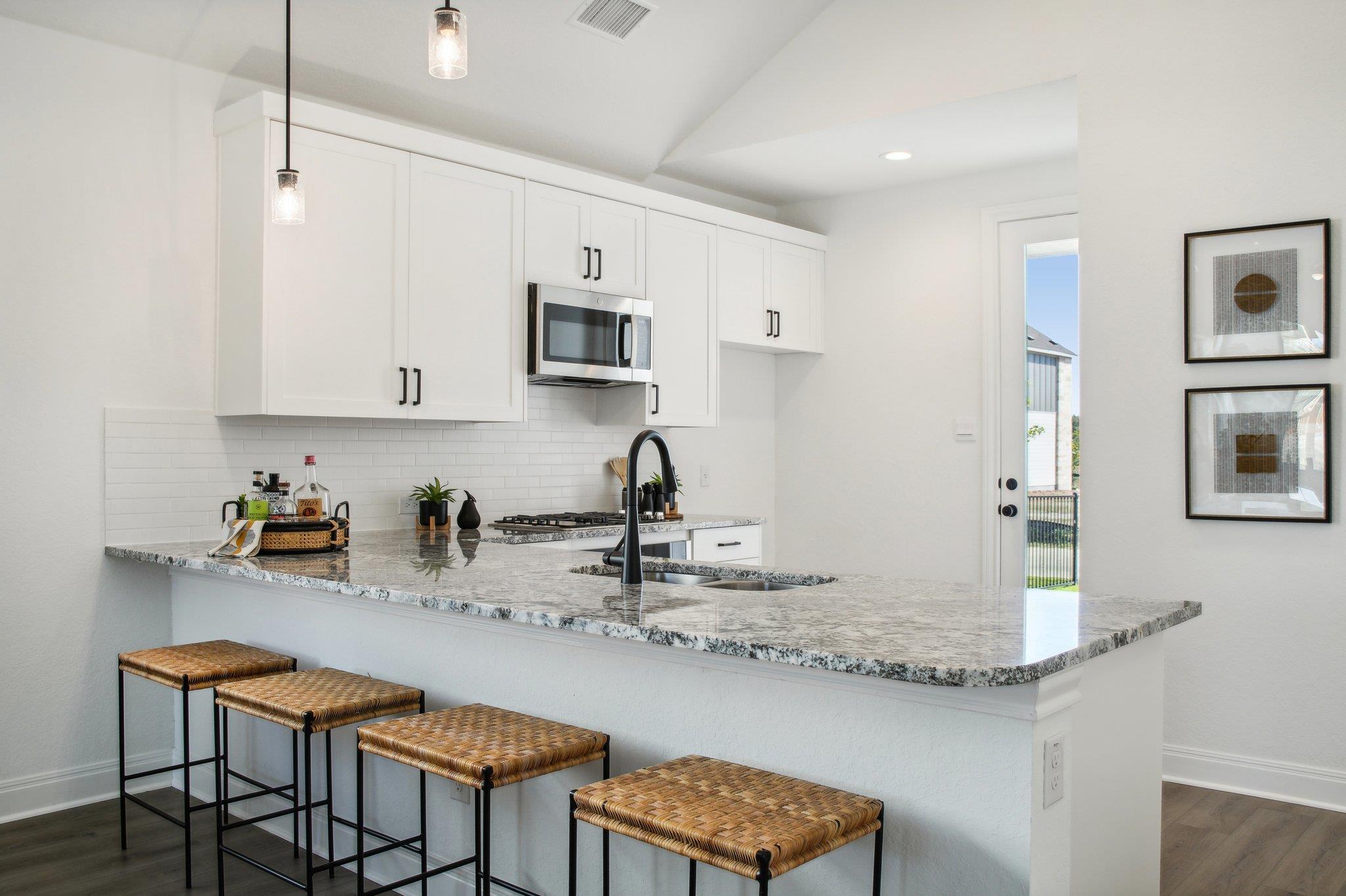 321 Orleanian Dr, Buda, TX 78610