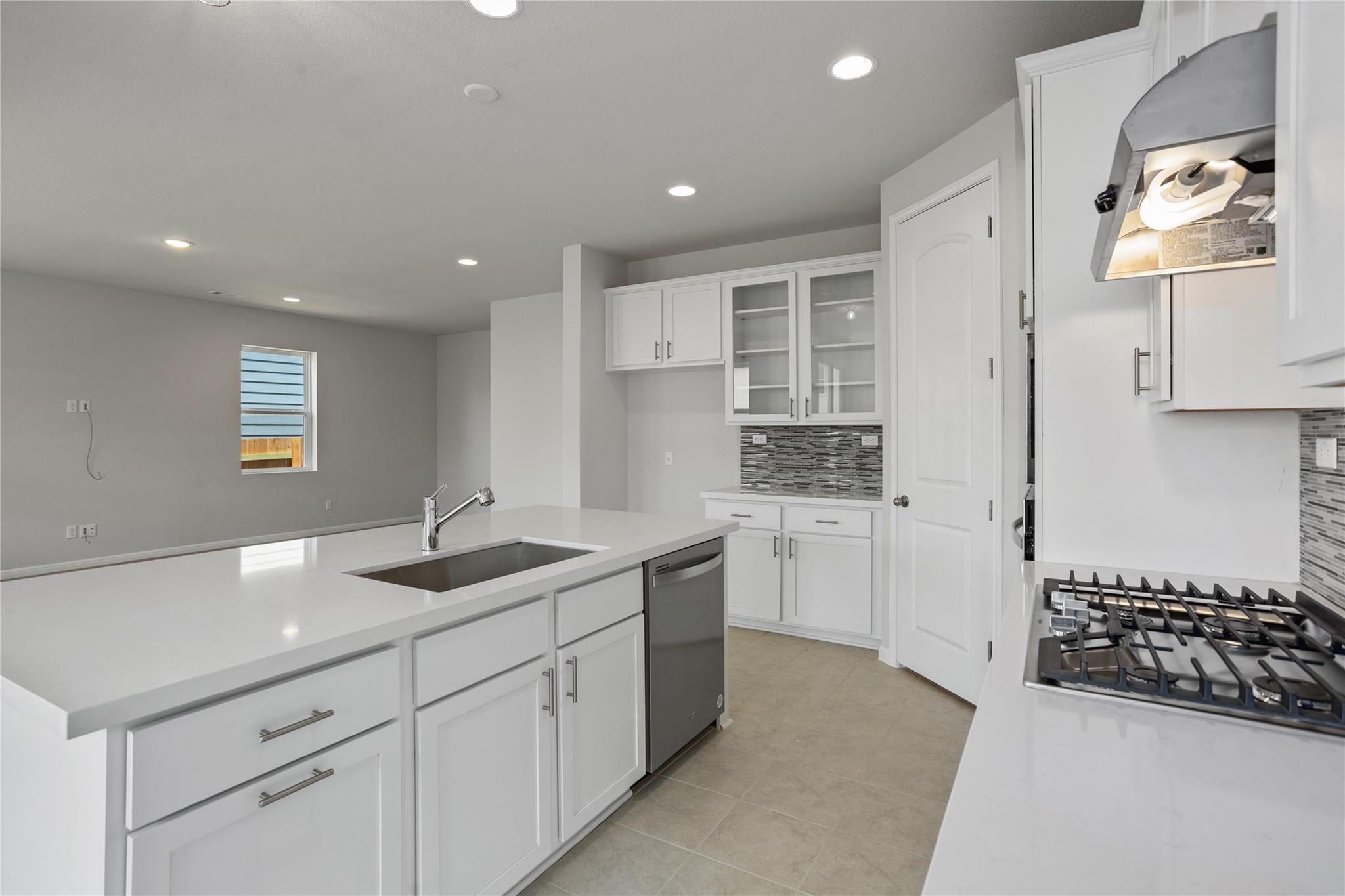 329 High Plains Pass, Liberty Hill, TX 78642