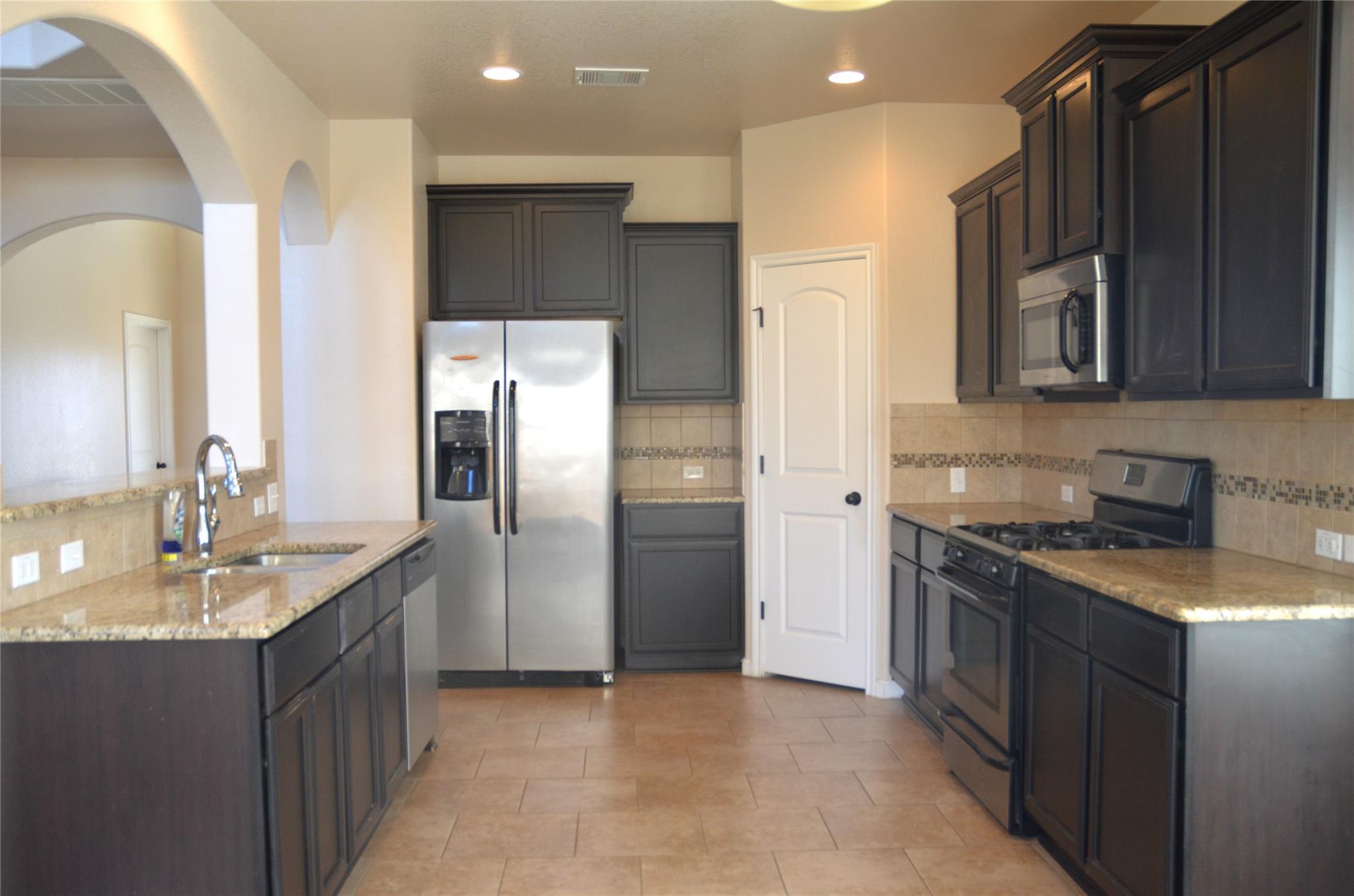 8528 Reggio St, Round Rock, TX 78634