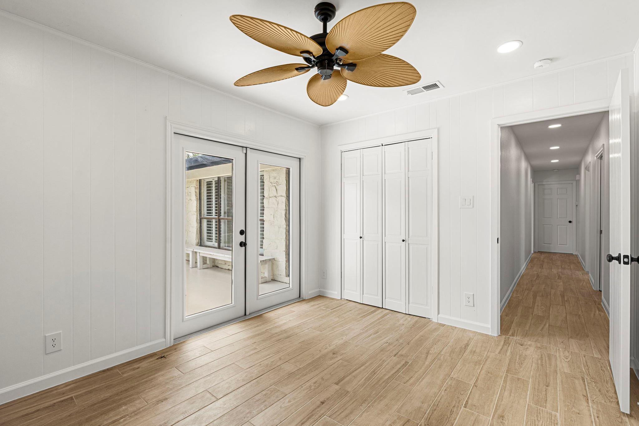 2404 Coral Ridge Cir, Austin, TX 78747