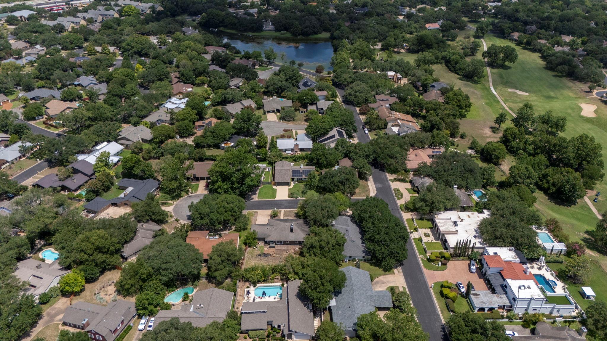 2404 Coral Ridge Cir, Austin, TX 78747