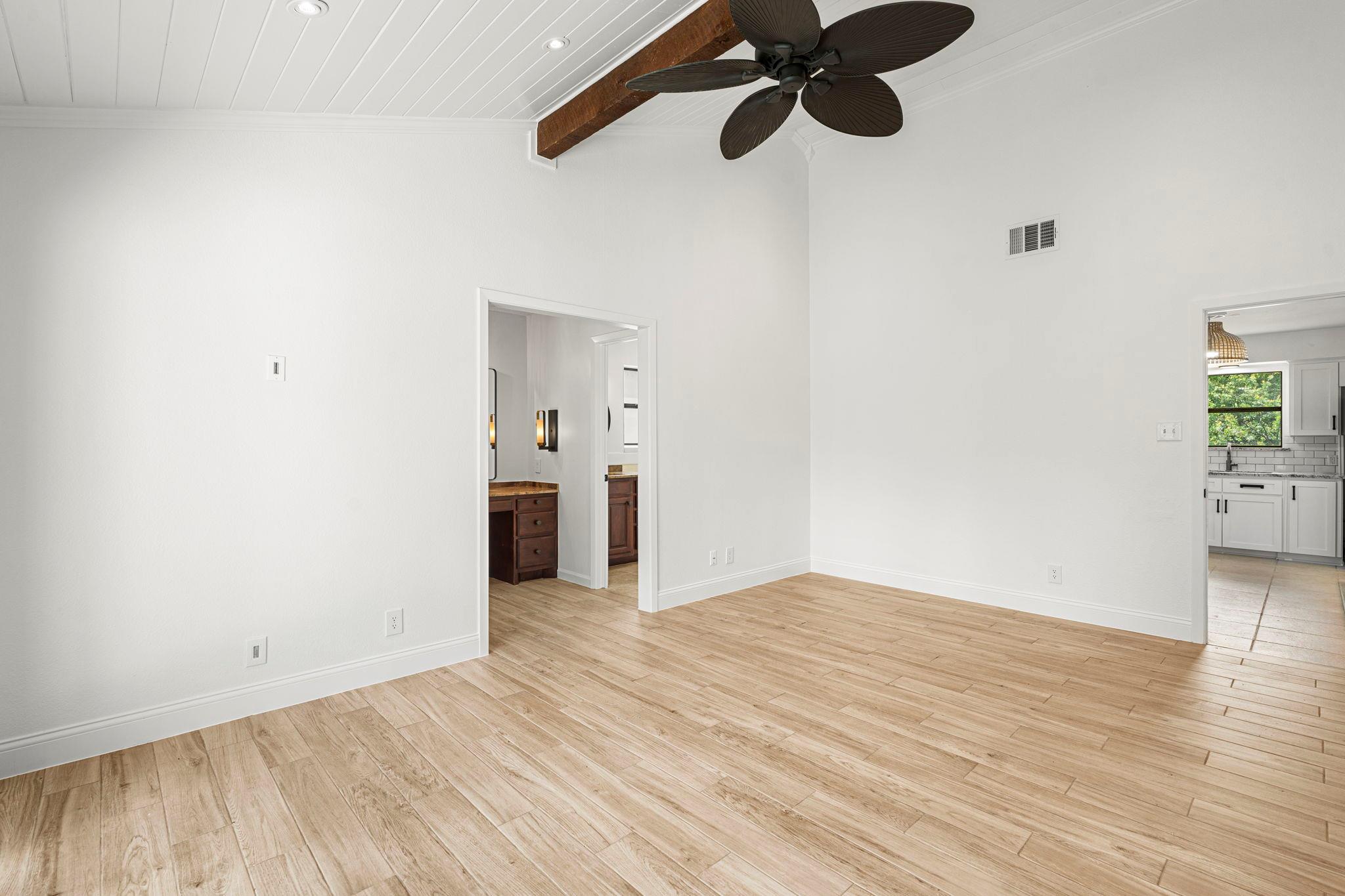 2404 Coral Ridge Cir, Austin, TX 78747
