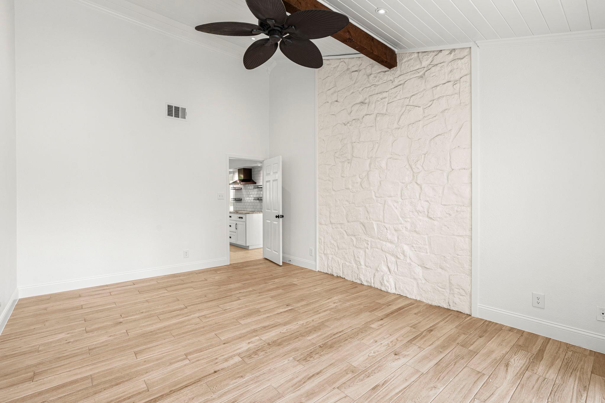 2404 Coral Ridge Cir, Austin, TX 78747