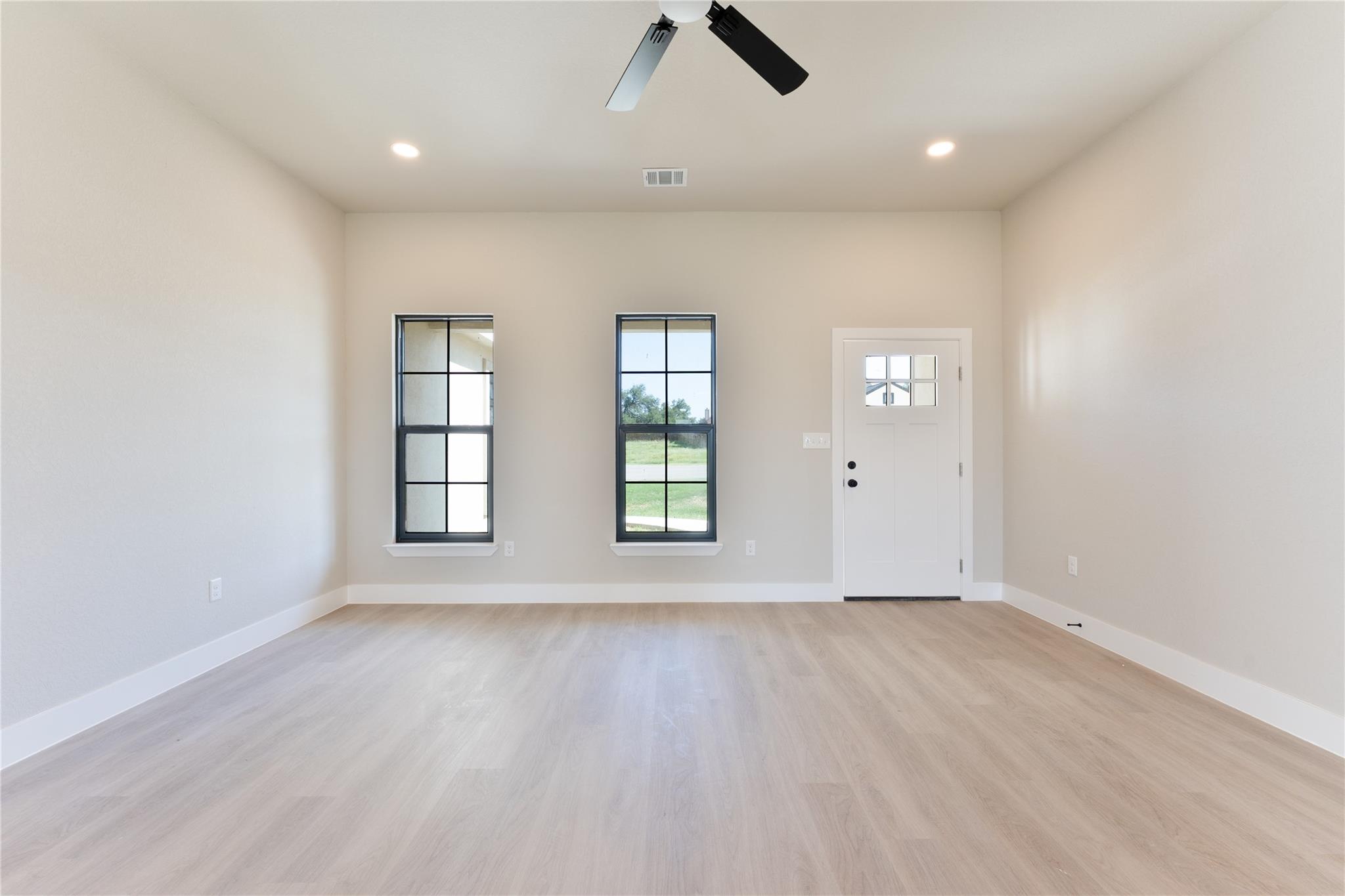 109 Autumn Sage Trl, Johnson City, TX 78636