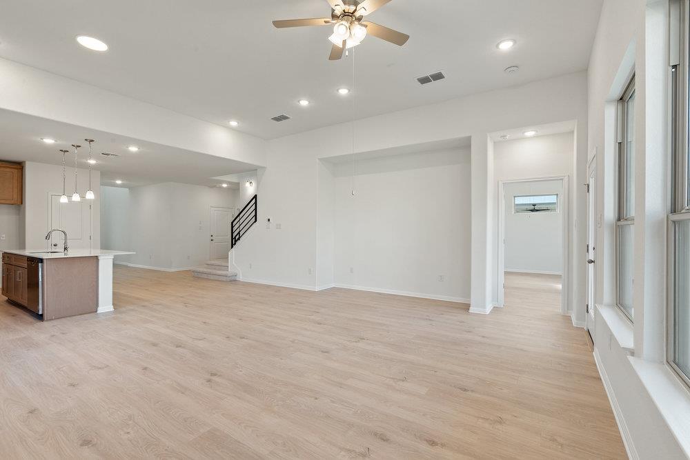 13200 Ditka Dr, Austin, TX 78652