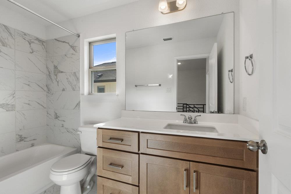 13200 Ditka Dr, Austin, TX 78652