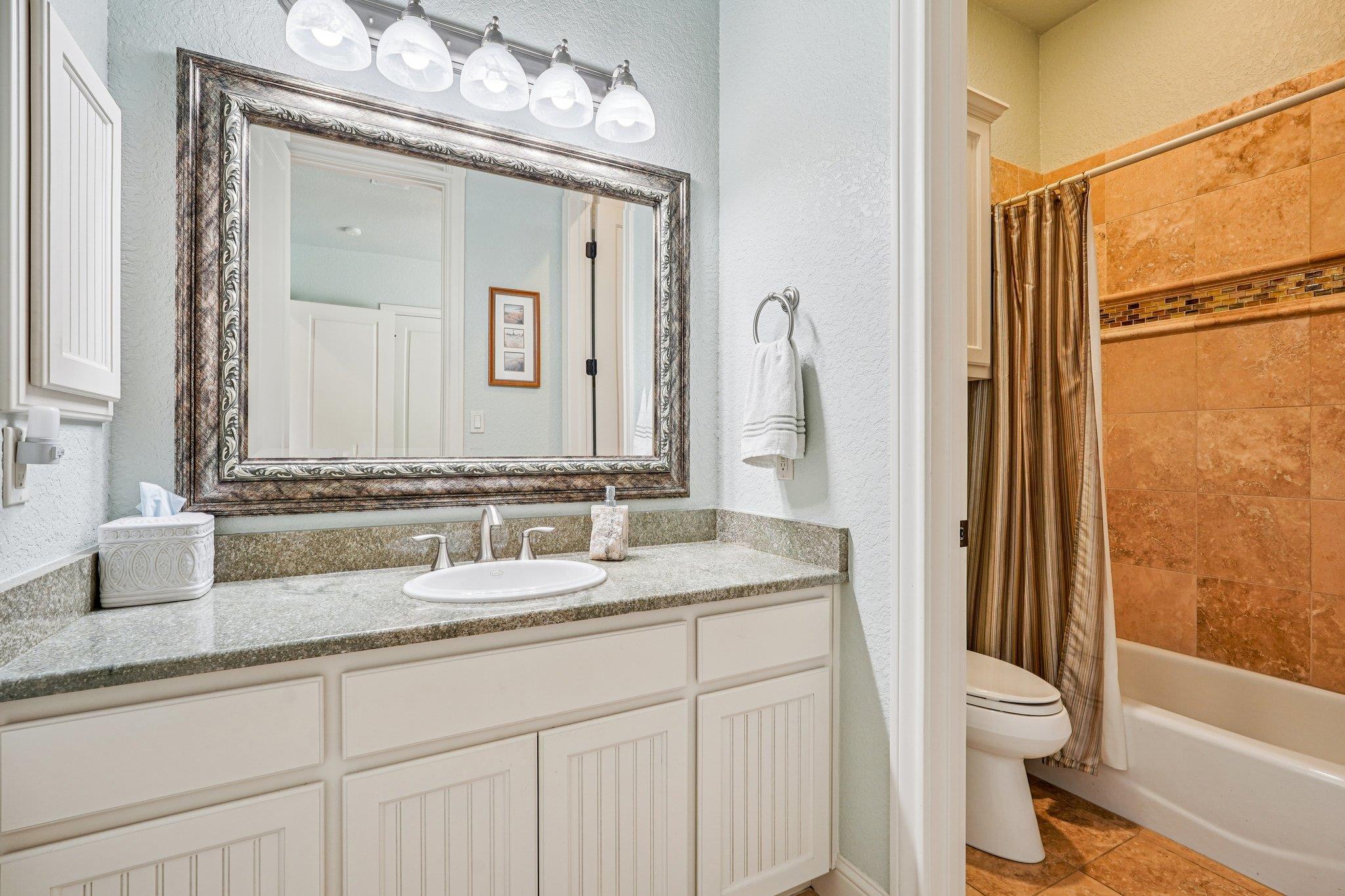 388 Scarlet Ct, Canyon Lake, TX 78133
