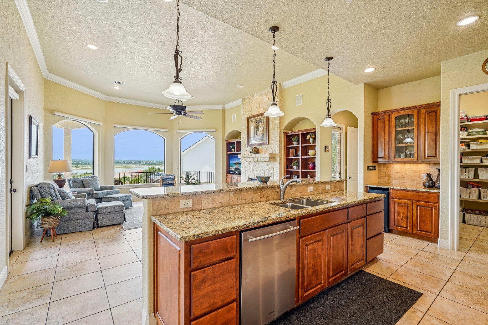 388 Scarlet Ct, Canyon Lake, TX 78133