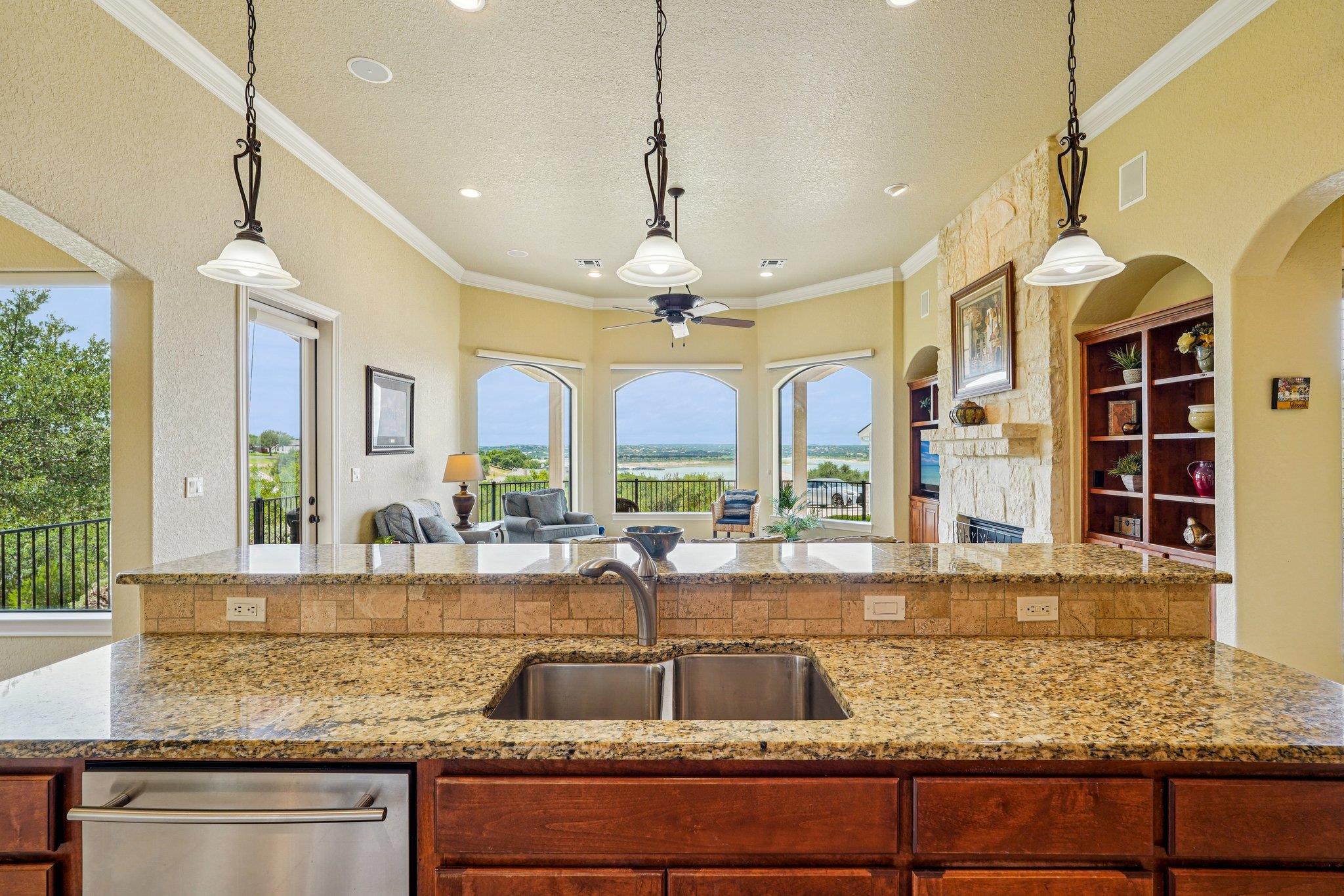 388 Scarlet Ct, Canyon Lake, TX 78133