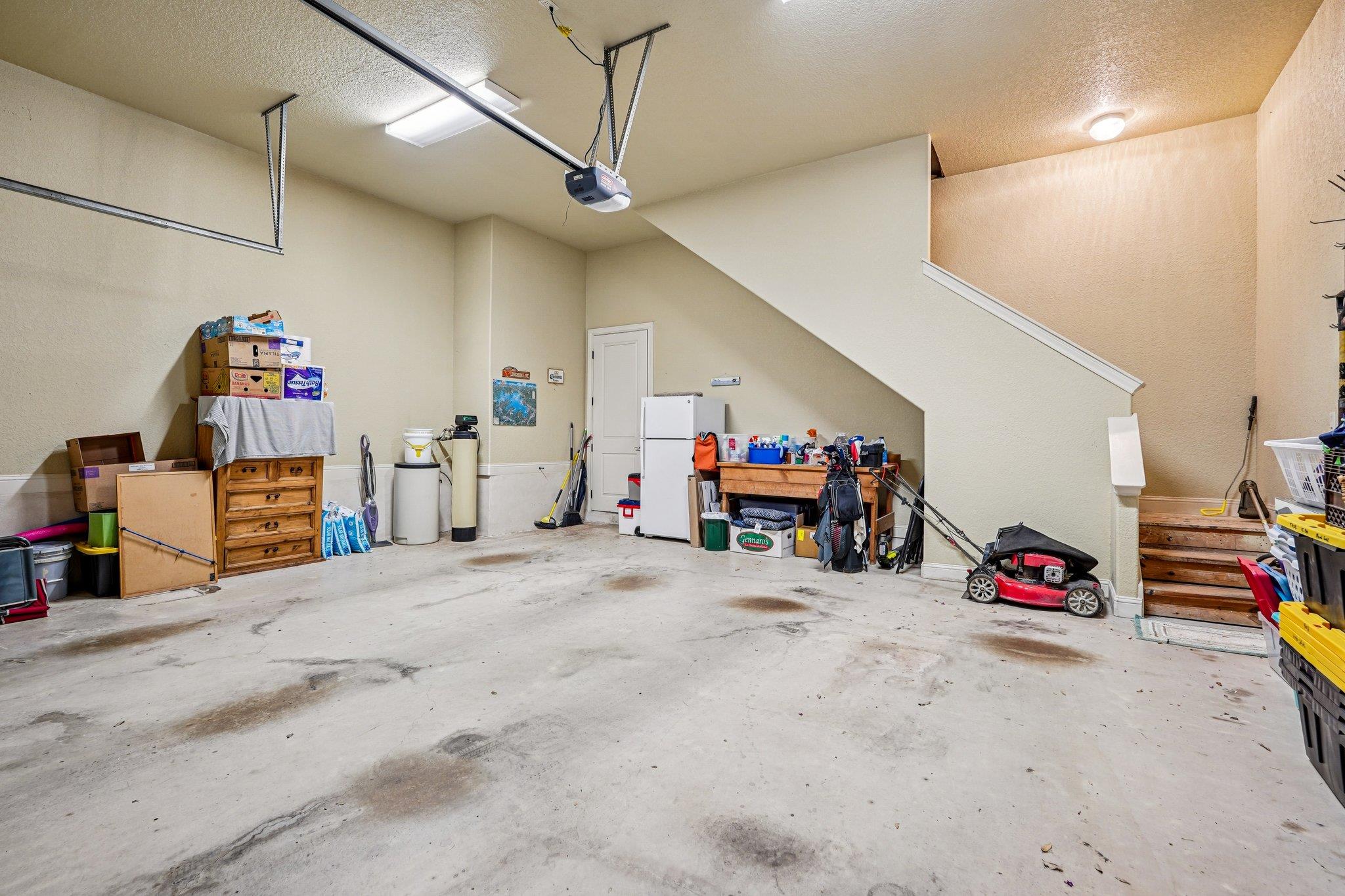 388 Scarlet Ct, Canyon Lake, TX 78133