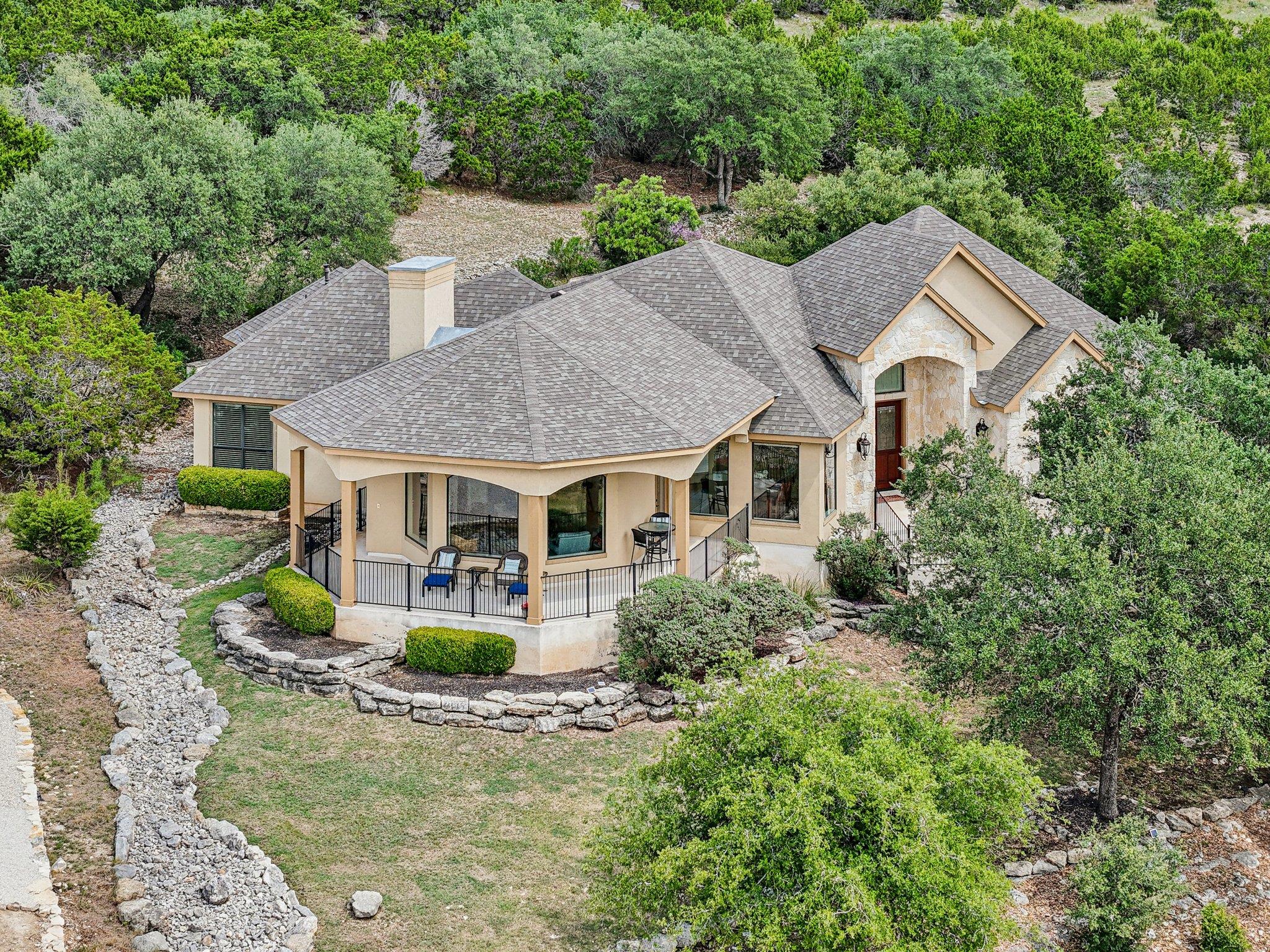 388 Scarlet Ct, Canyon Lake, TX 78133