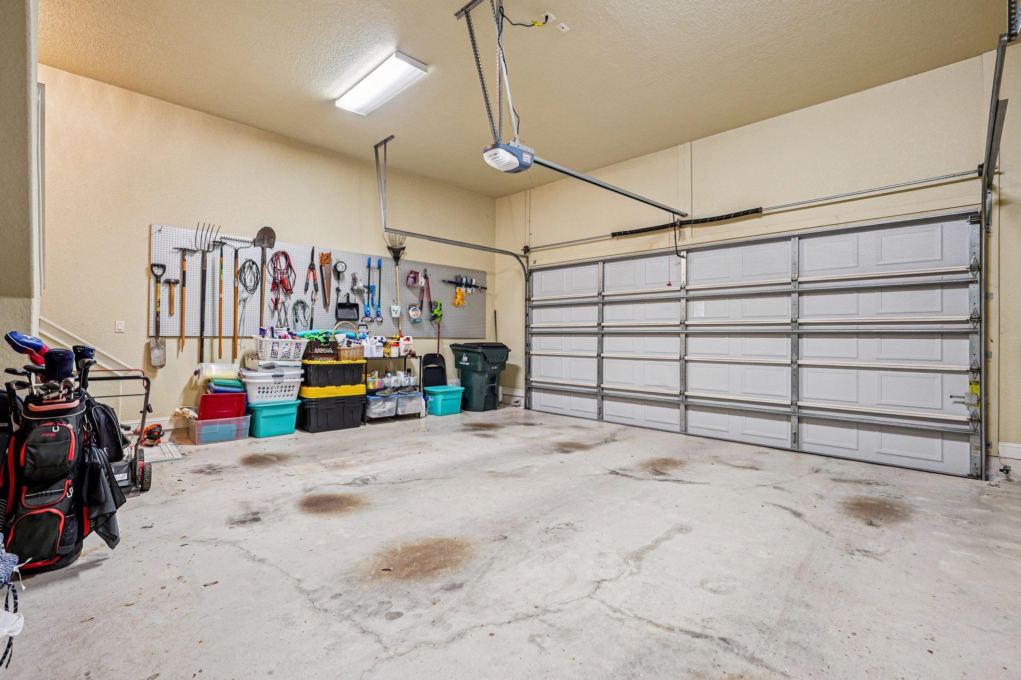 388 Scarlet Ct, Canyon Lake, TX 78133