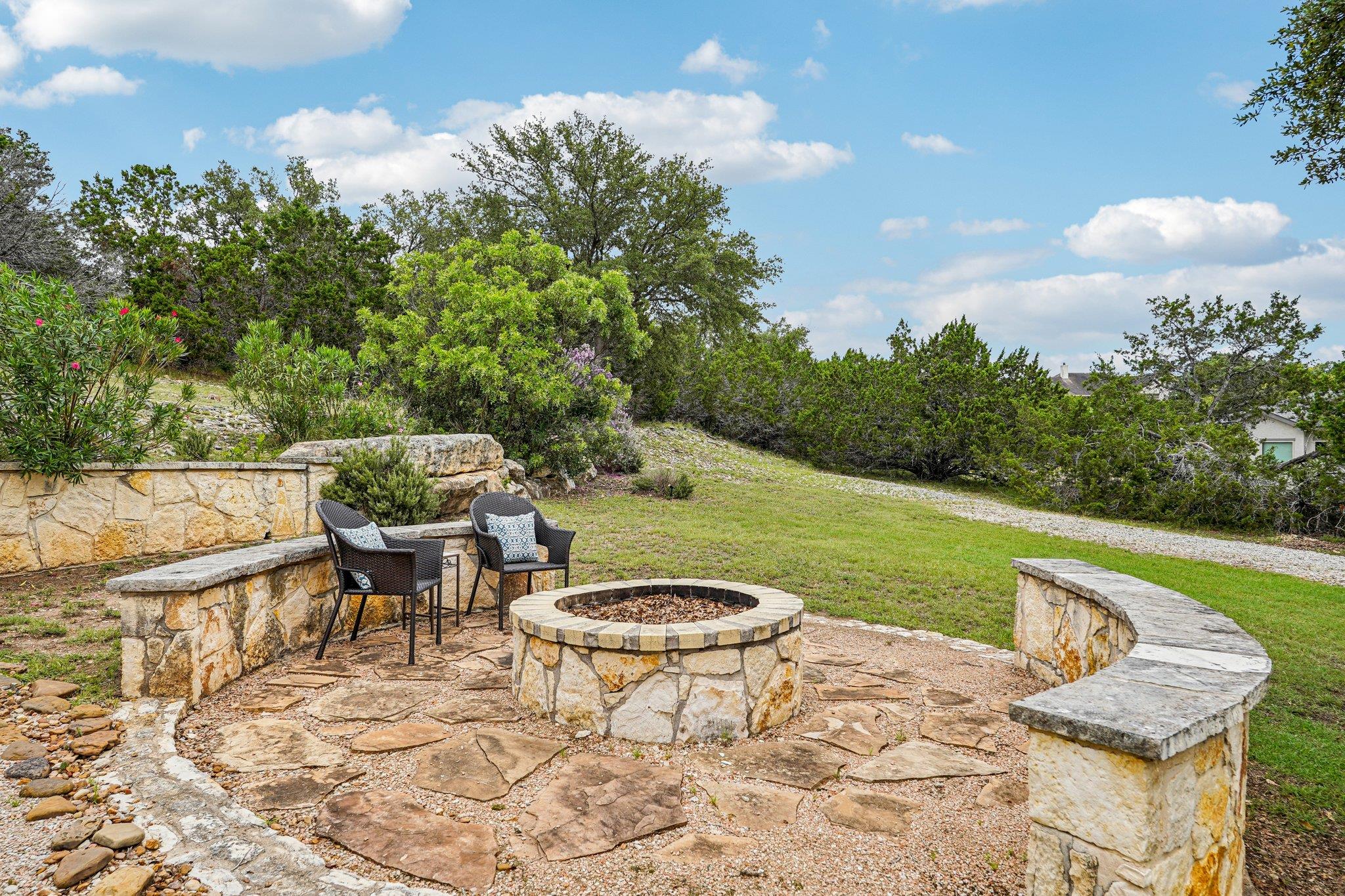 388 Scarlet Ct, Canyon Lake, TX 78133