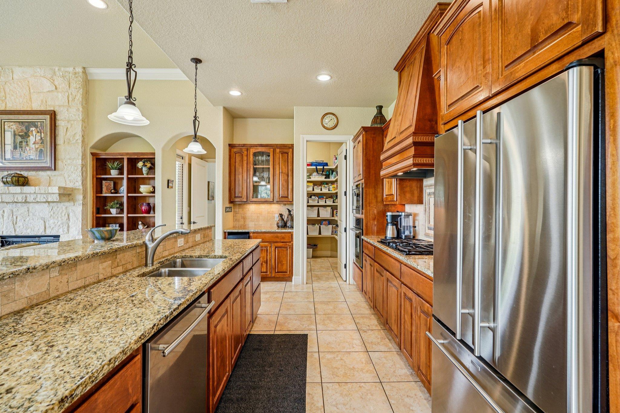 388 Scarlet Ct, Canyon Lake, TX 78133