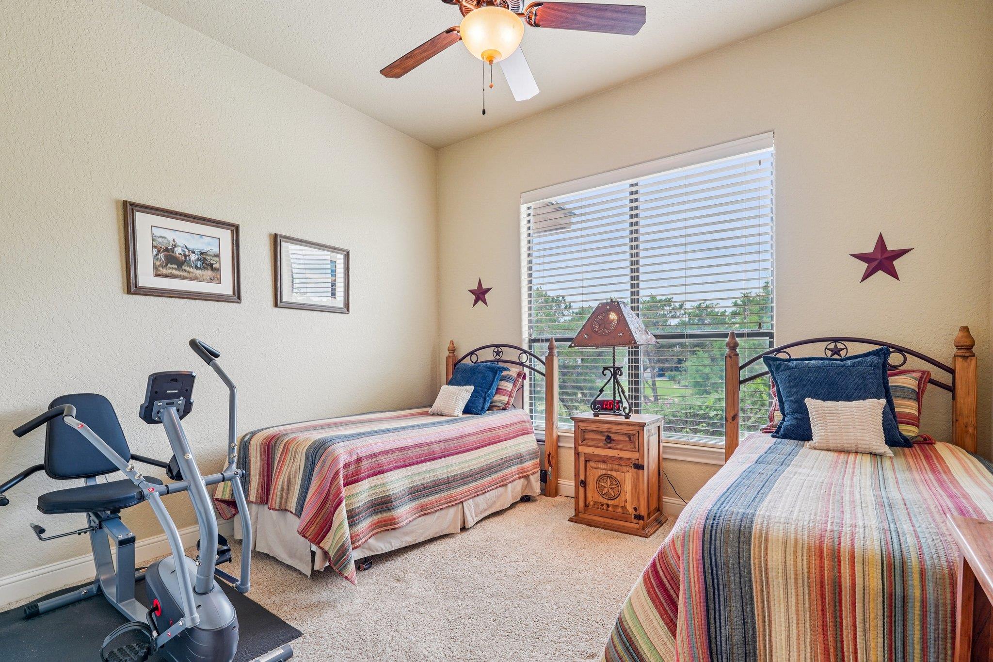 388 Scarlet Ct, Canyon Lake, TX 78133