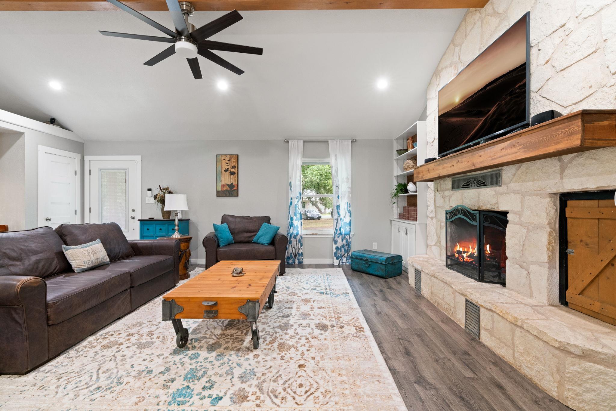 19 Brookmeadow Dr, Wimberley, TX 78676
