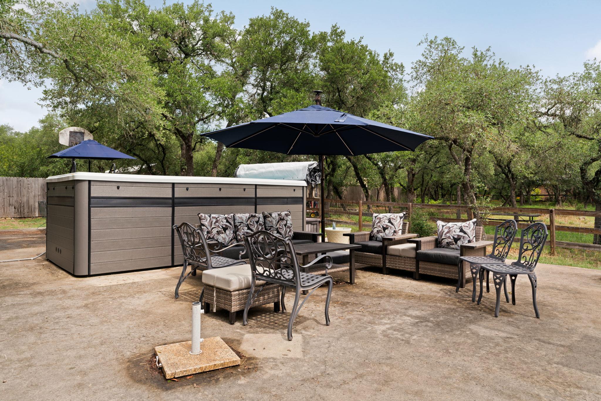 19 Brookmeadow Dr, Wimberley, TX 78676