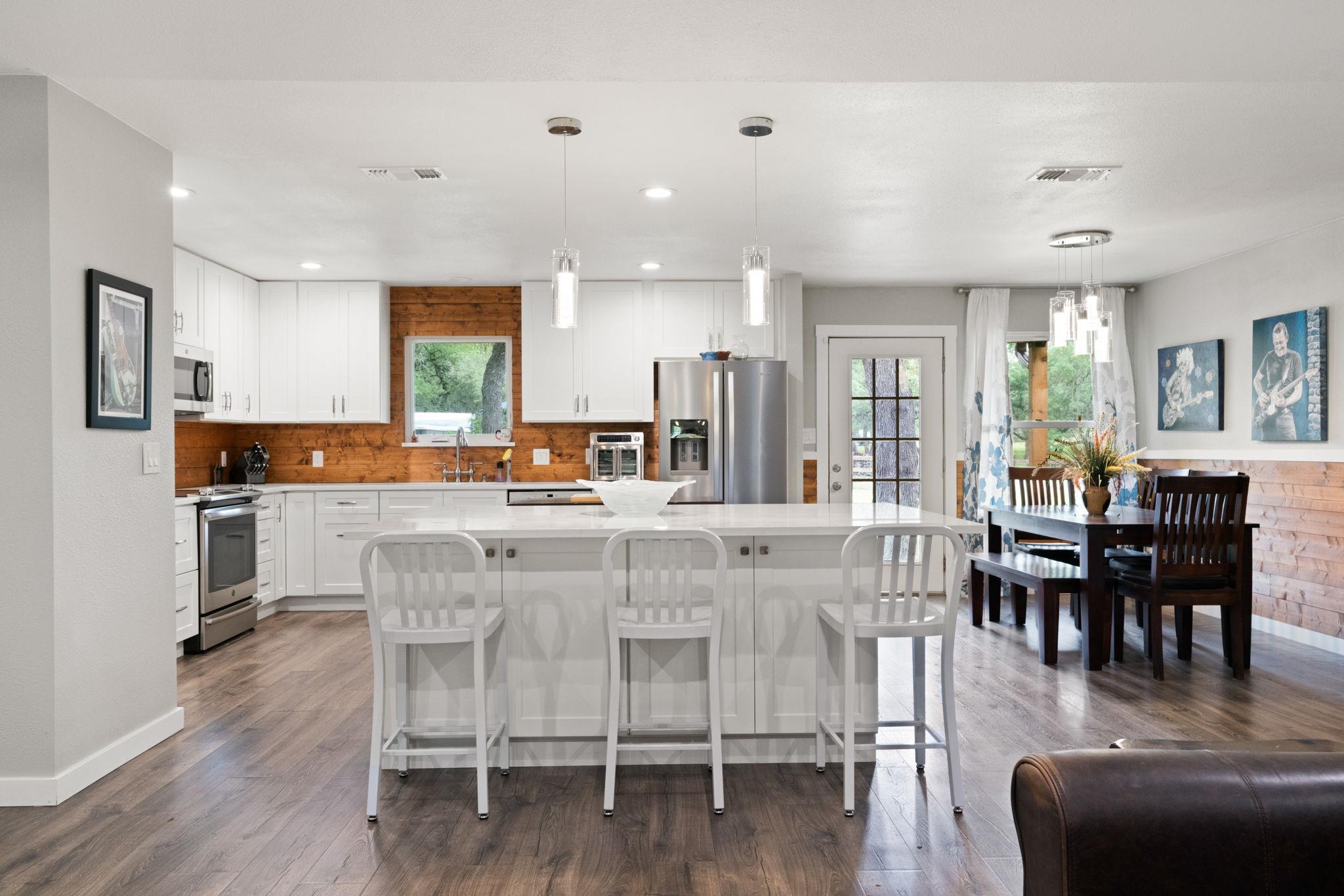 19 Brookmeadow Dr, Wimberley, TX 78676