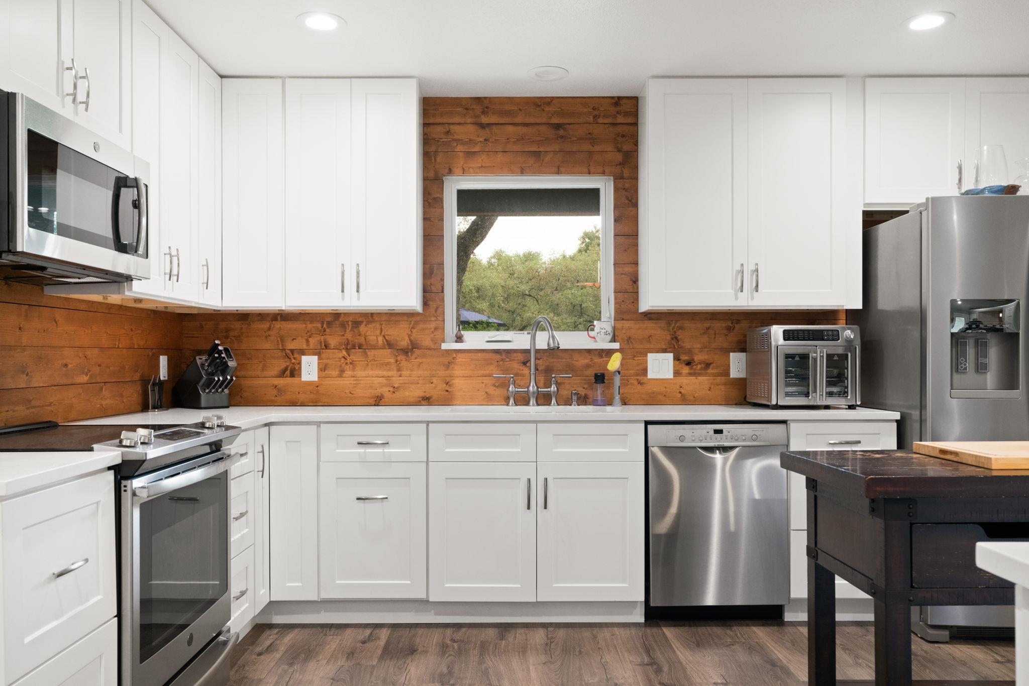19 Brookmeadow Dr, Wimberley, TX 78676