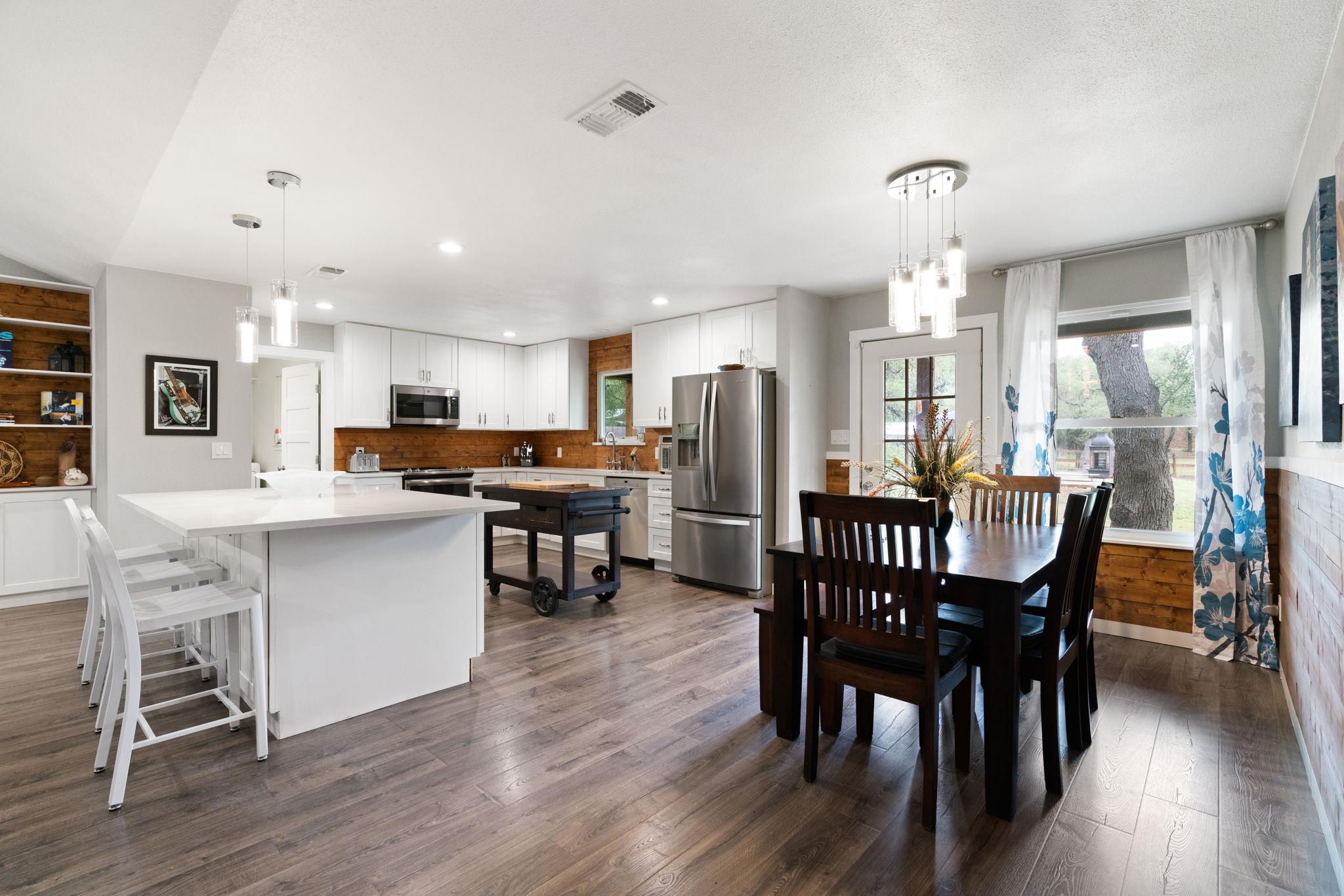 19 Brookmeadow Dr, Wimberley, TX 78676