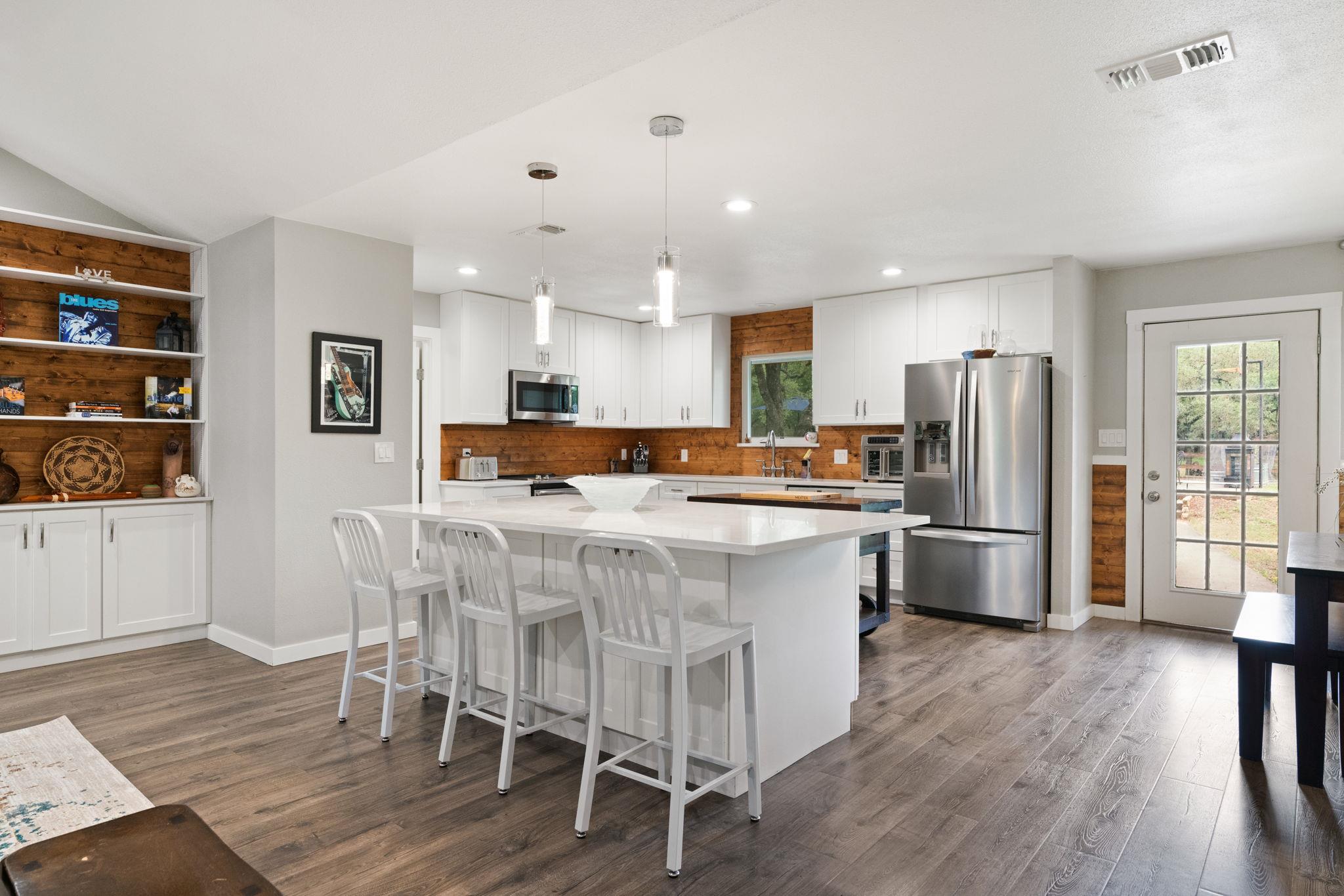 19 Brookmeadow Dr, Wimberley, TX 78676