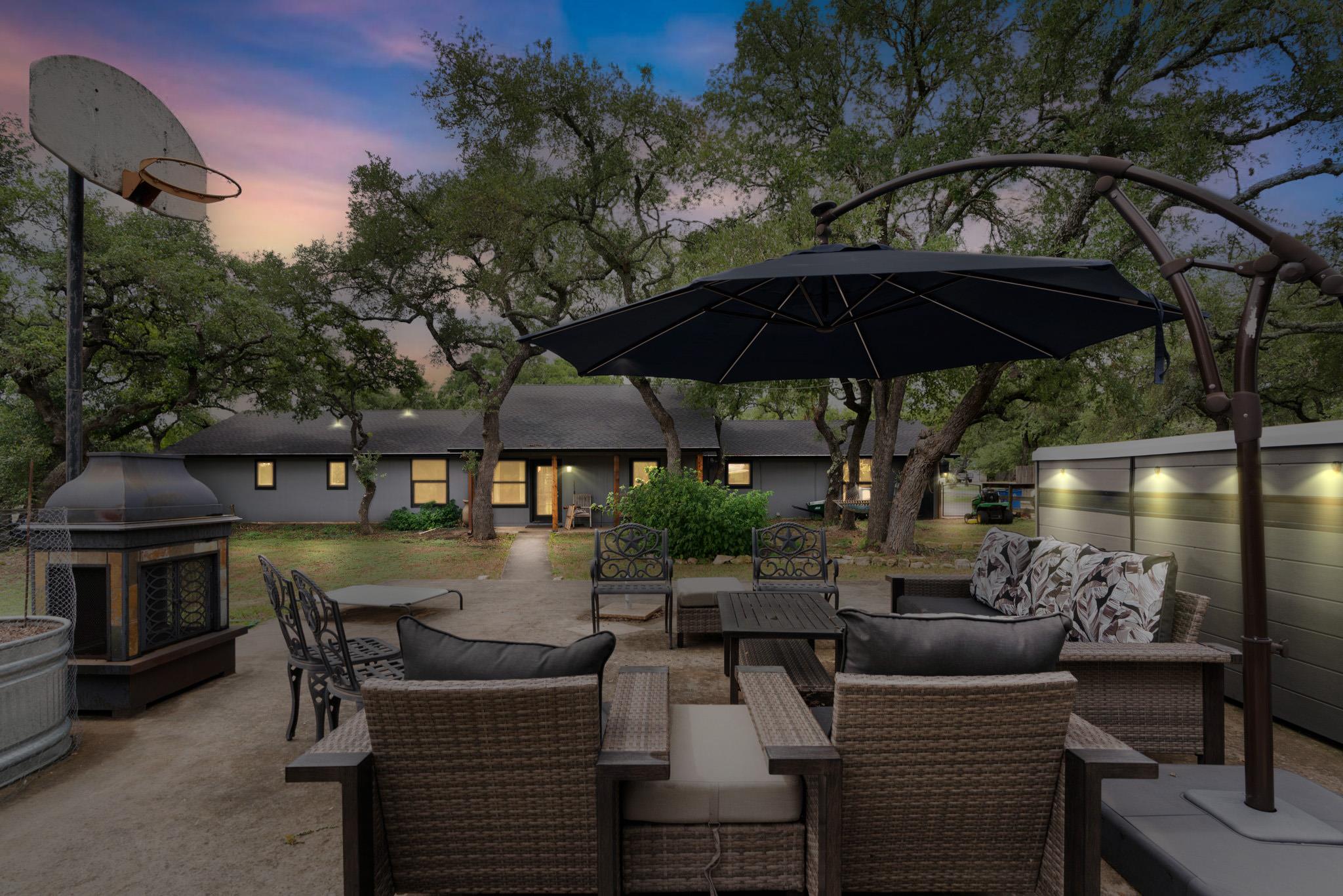 19 Brookmeadow Dr, Wimberley, TX 78676