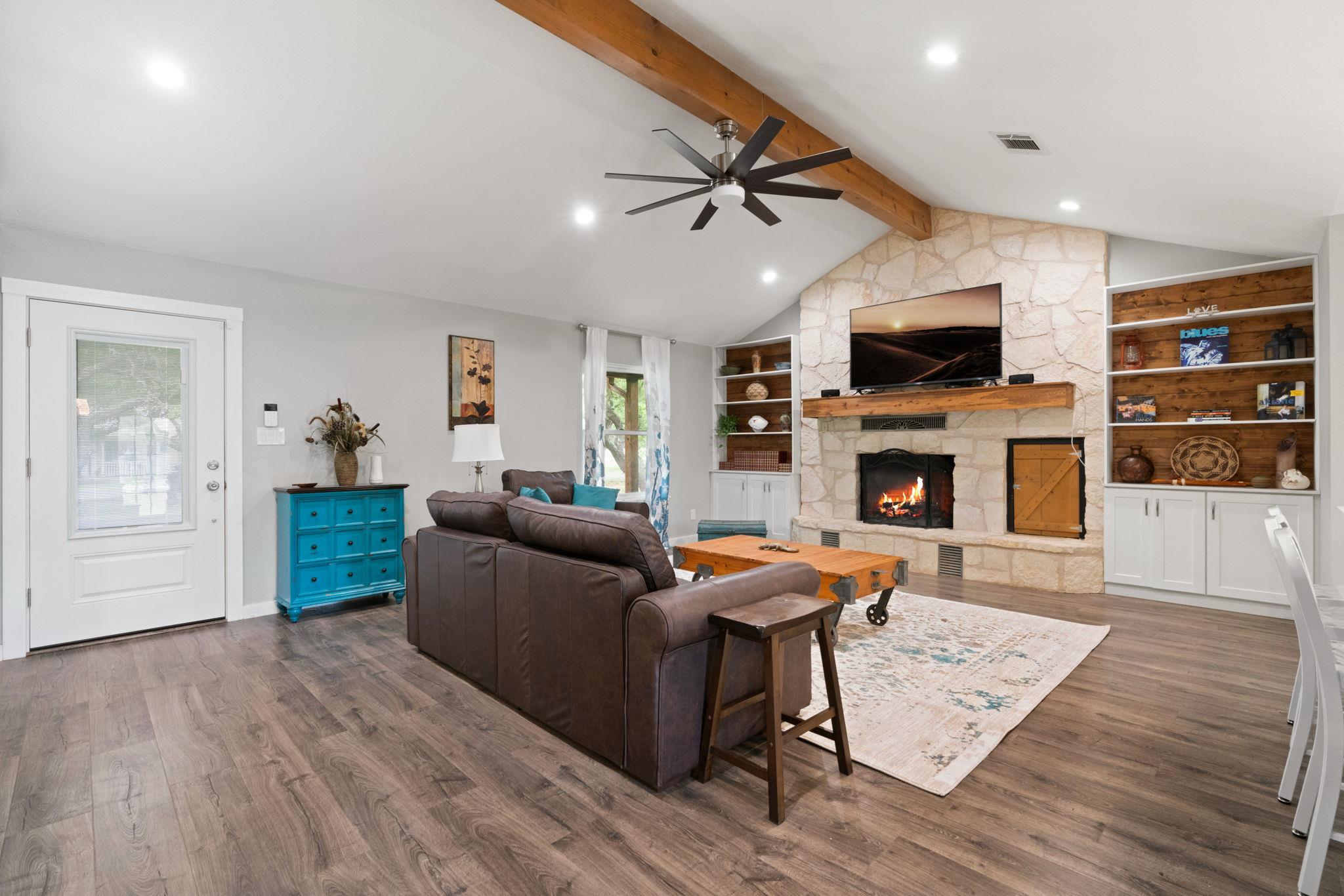 19 Brookmeadow Dr, Wimberley, TX 78676