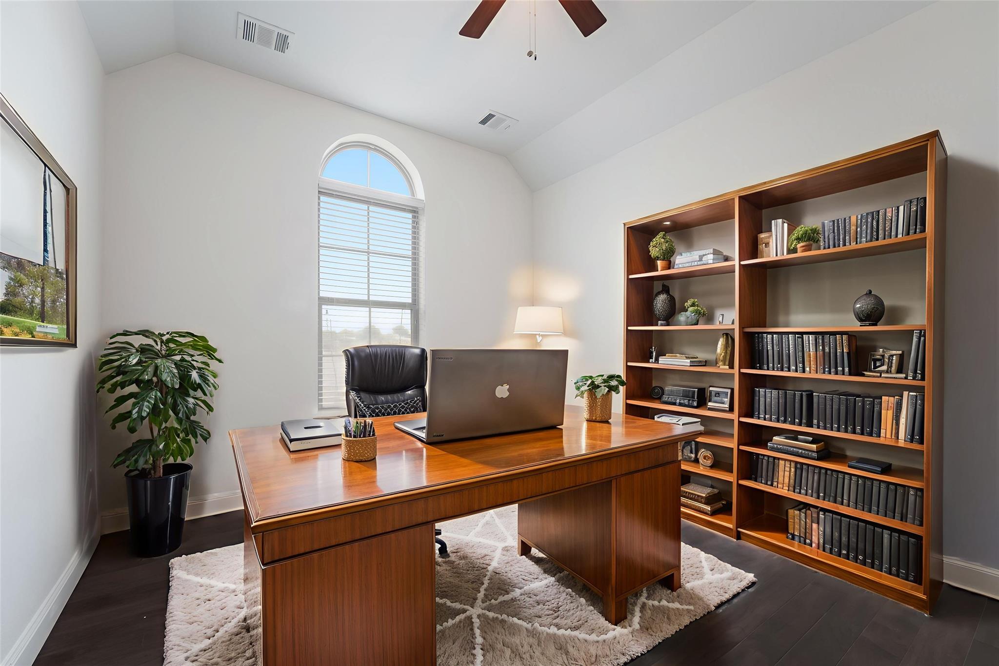 212 Ferryboat Ln, New Braunfels, TX 78130