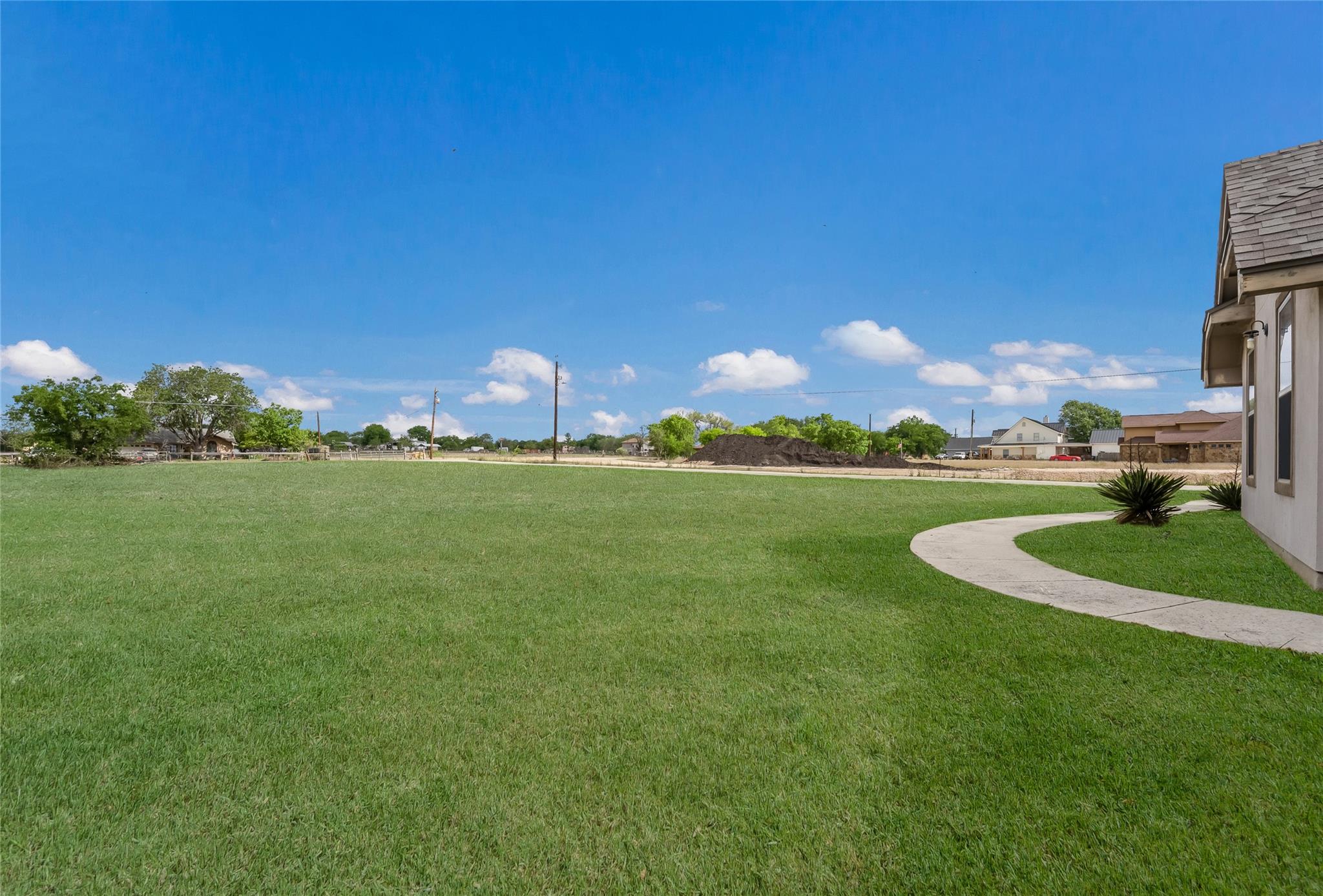 212 Ferryboat Ln, New Braunfels, TX 78130