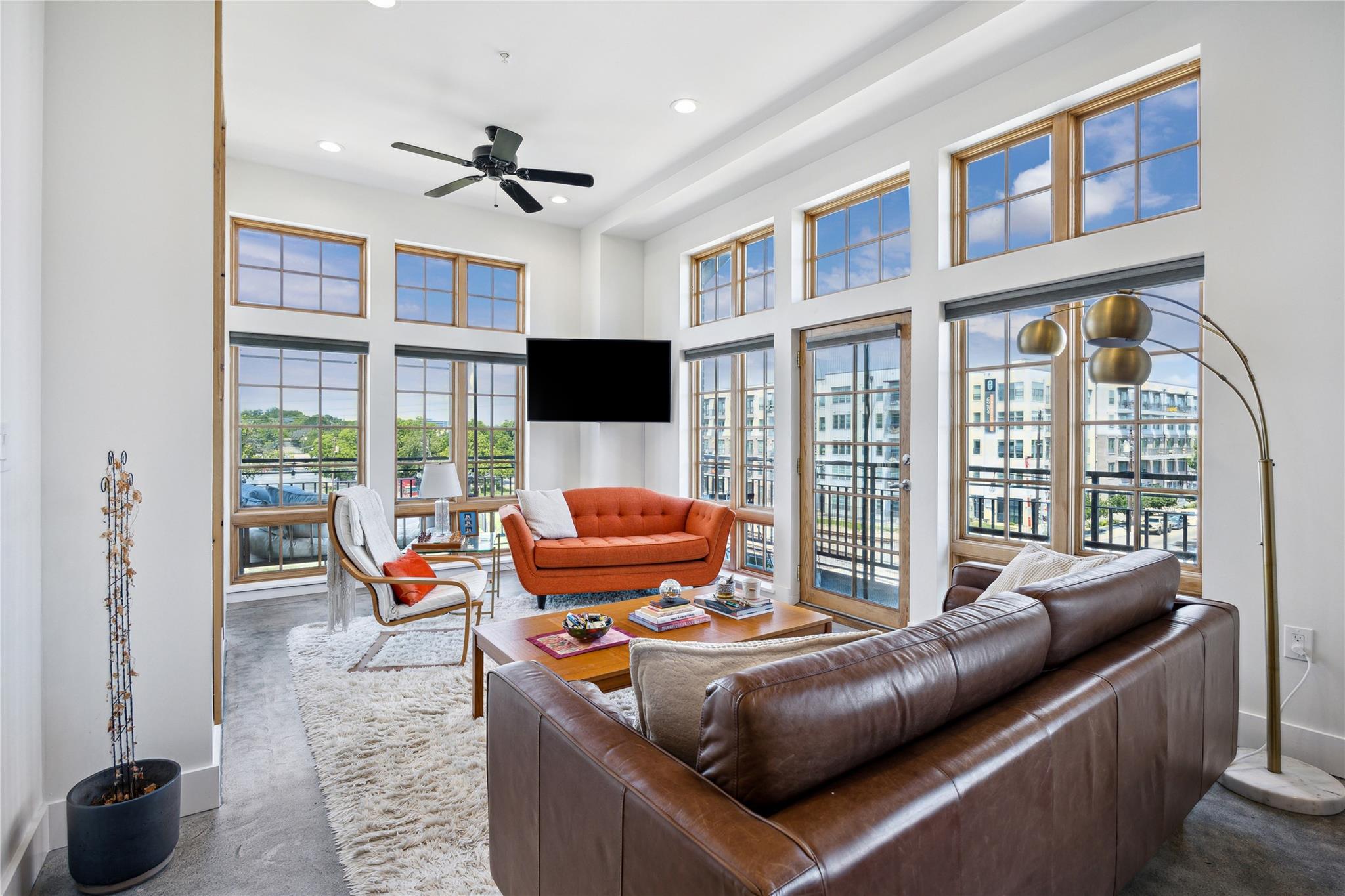 2235 E 6th St # 301, Austin, TX 78702