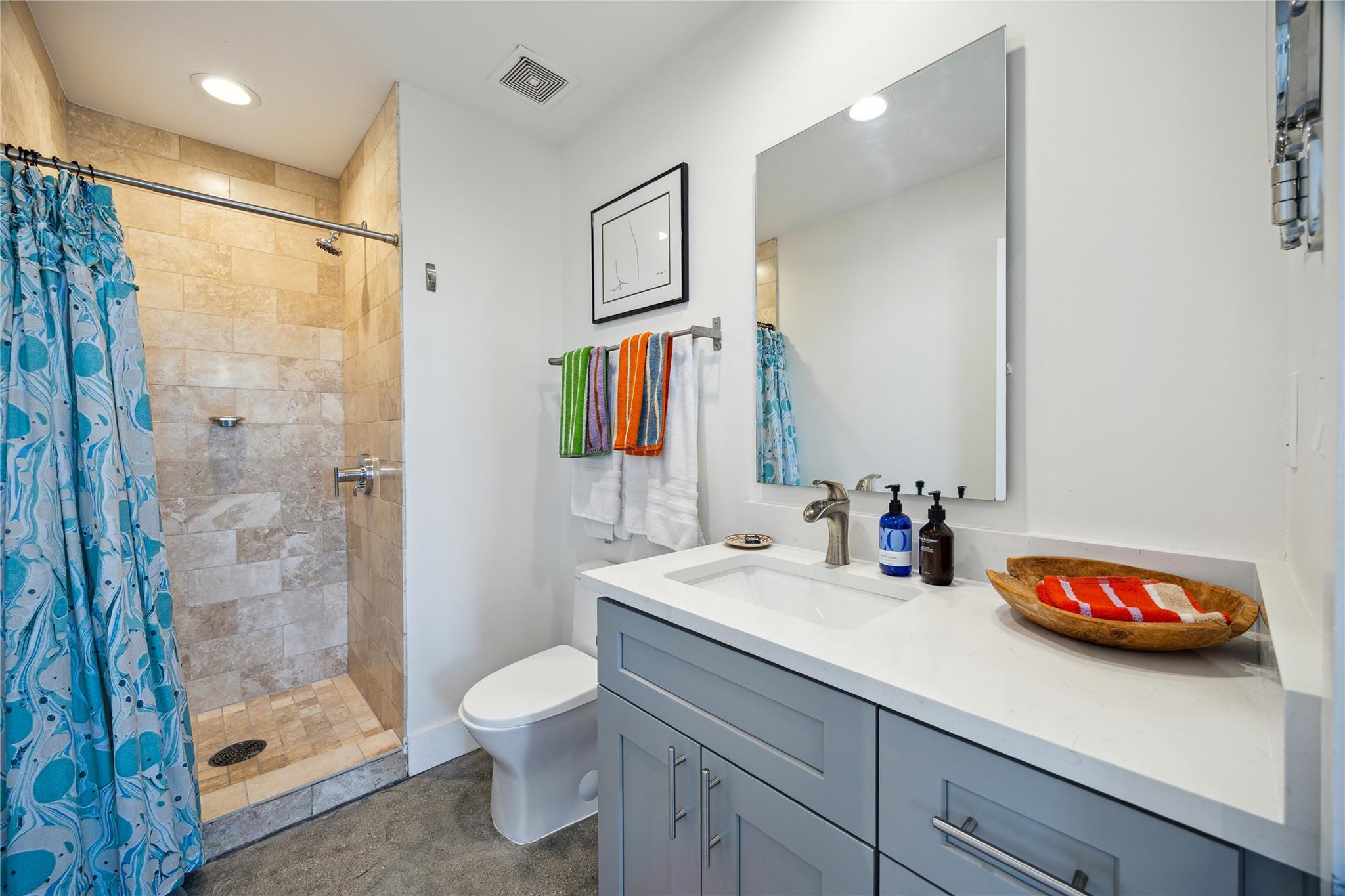 2235 E 6th St # 301, Austin, TX 78702