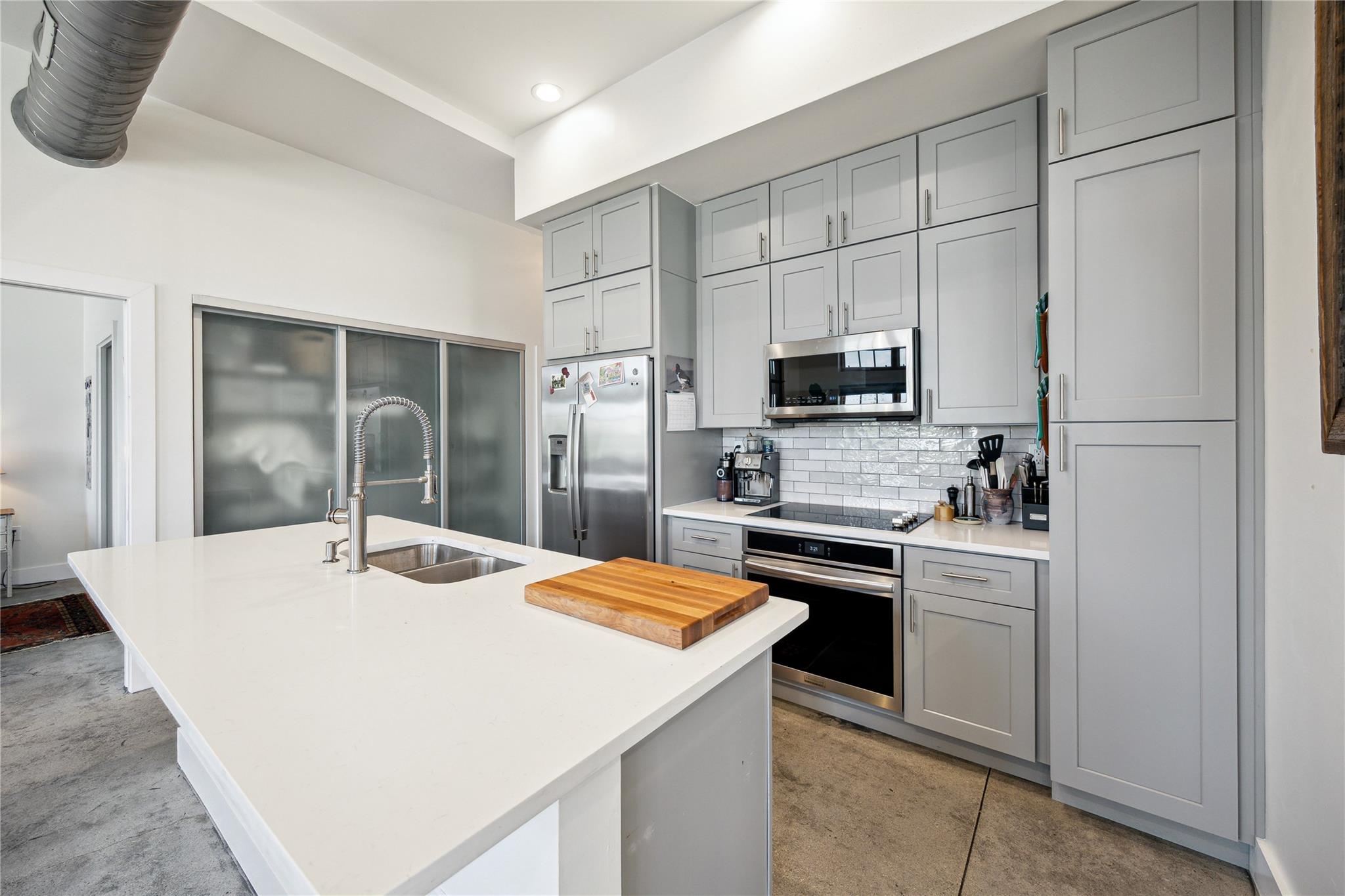 2235 E 6th St # 301, Austin, TX 78702