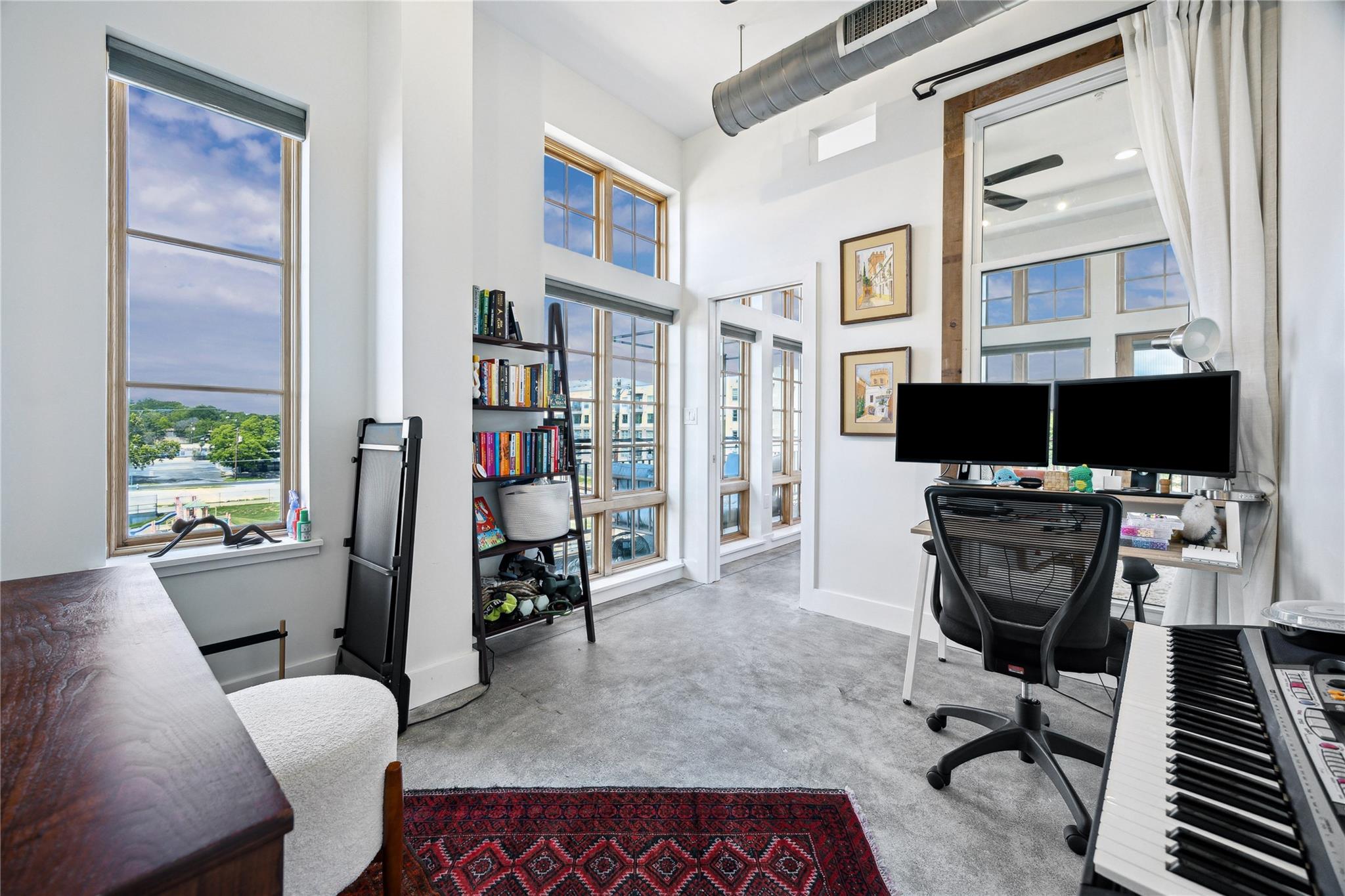 2235 E 6th St # 301, Austin, TX 78702