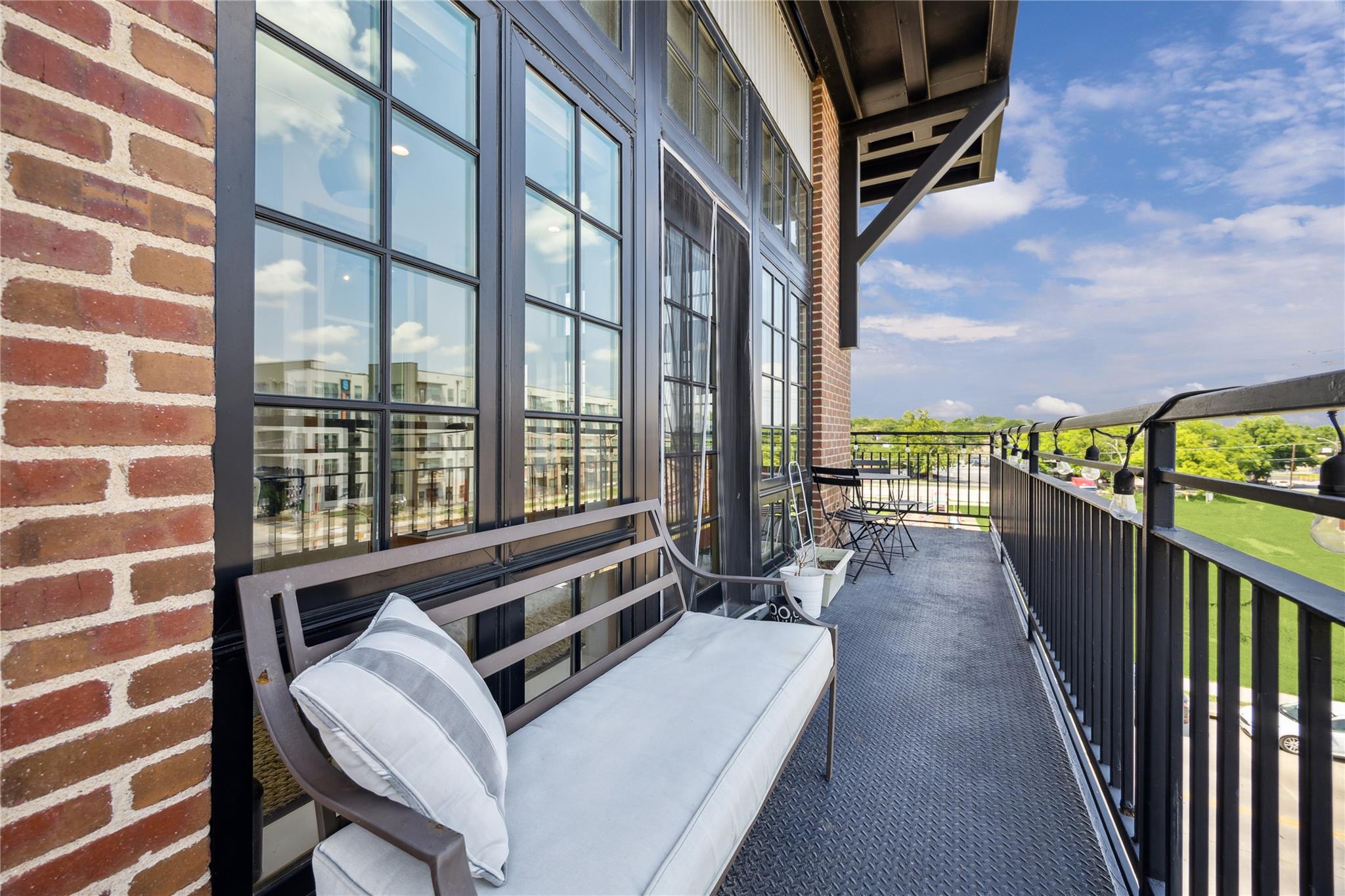 2235 E 6th St # 301, Austin, TX 78702
