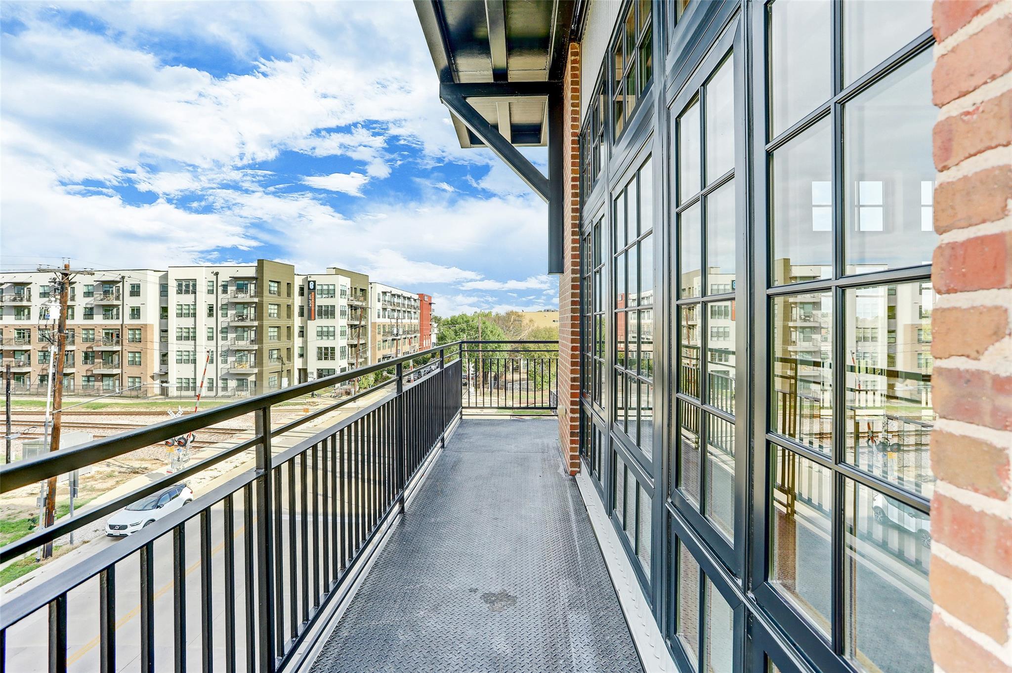 2235 E 6th St # 301, Austin, TX 78702