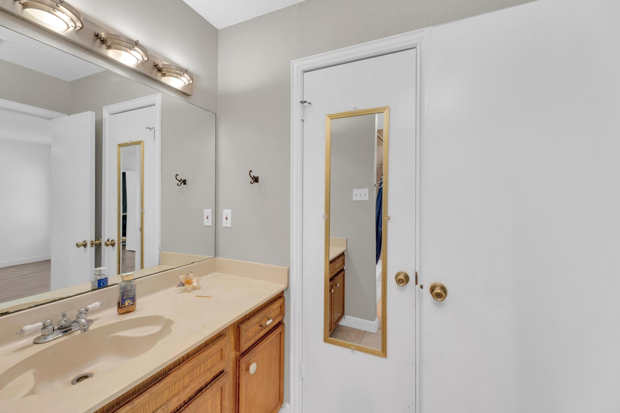 607 Garden Path Cv, Round Rock, TX 78664