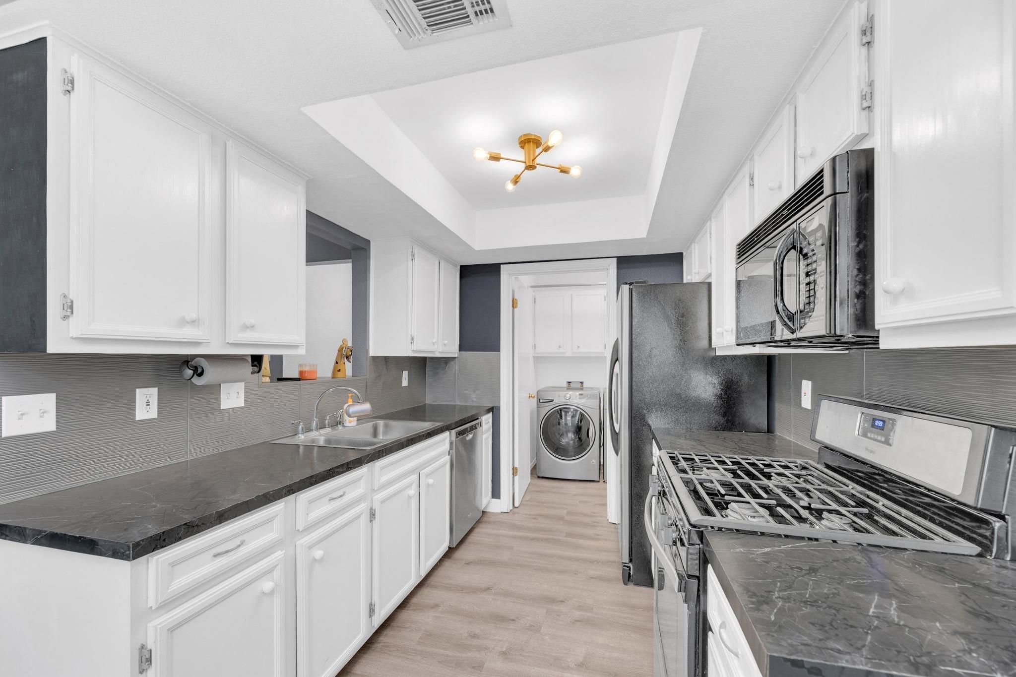 607 Garden Path Cv, Round Rock, TX 78664