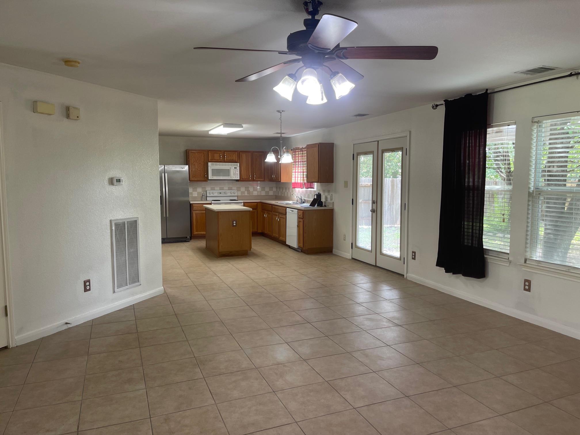 1427 Newbury St, Georgetown, TX 78626