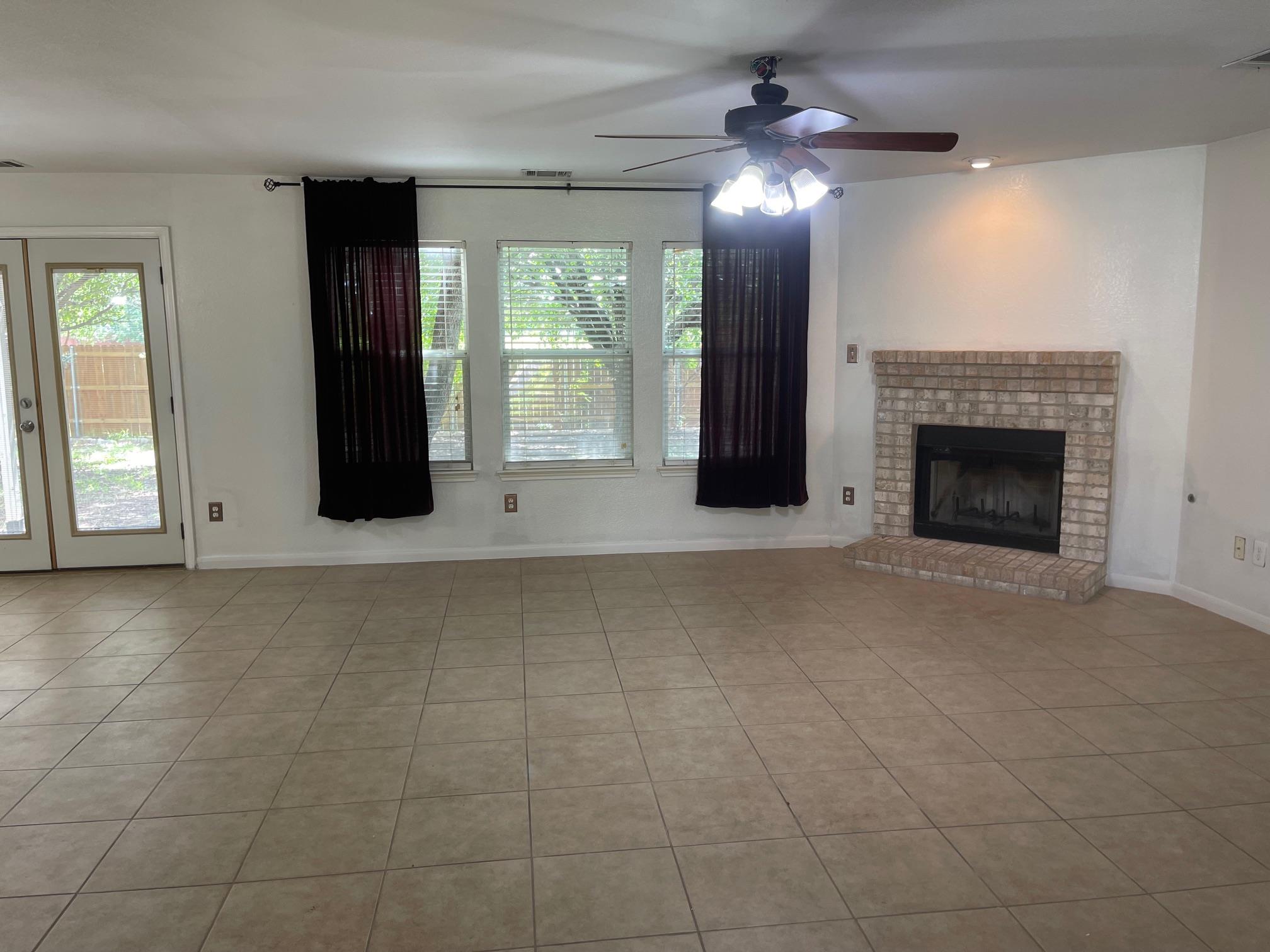 1427 Newbury St, Georgetown, TX 78626
