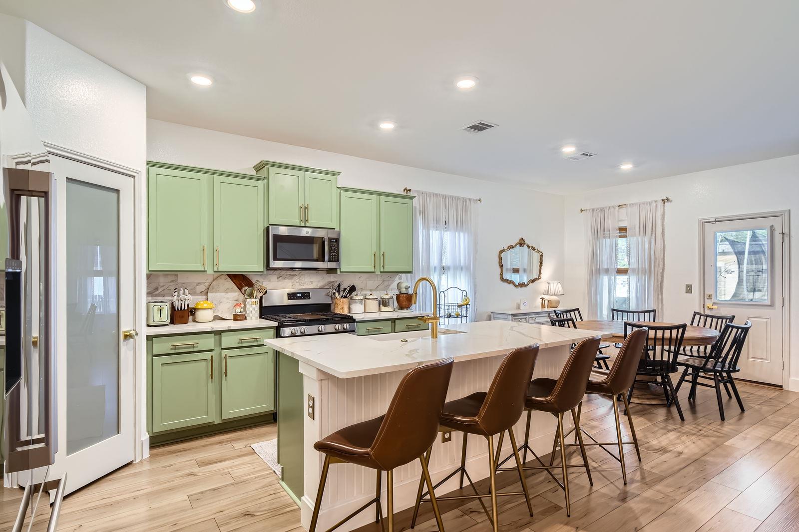 261 Mendoza, Kyle, TX 78640