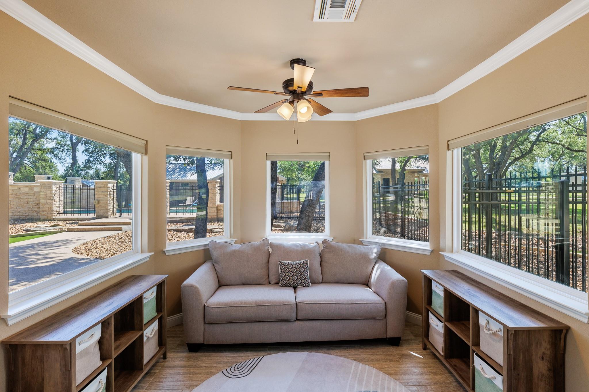 110 Lost River Rd, Georgetown, TX 78628