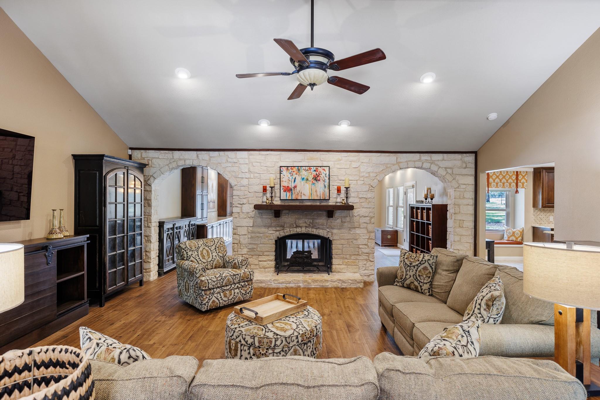 110 Lost River Rd, Georgetown, TX 78628