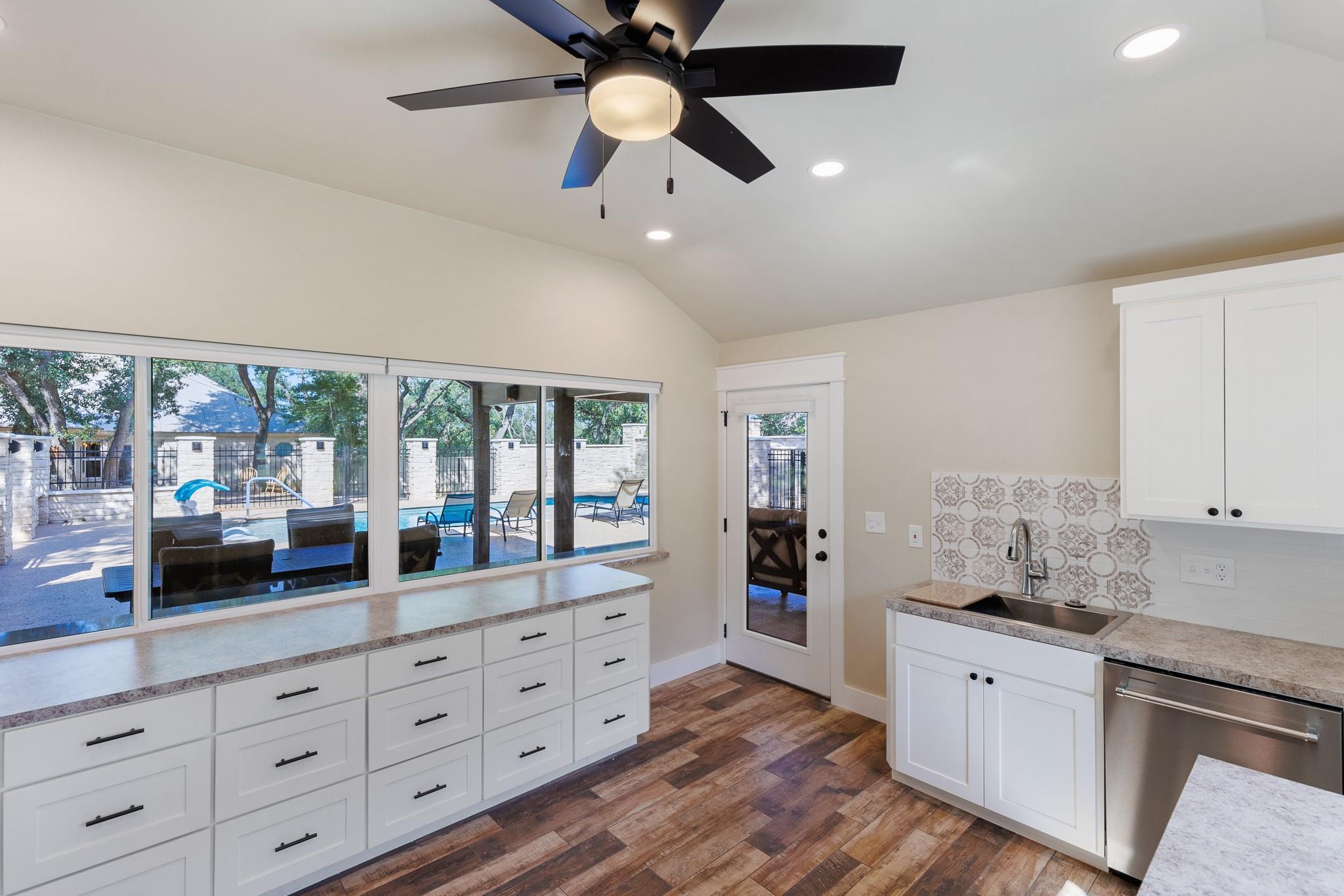 110 Lost River Rd, Georgetown, TX 78628