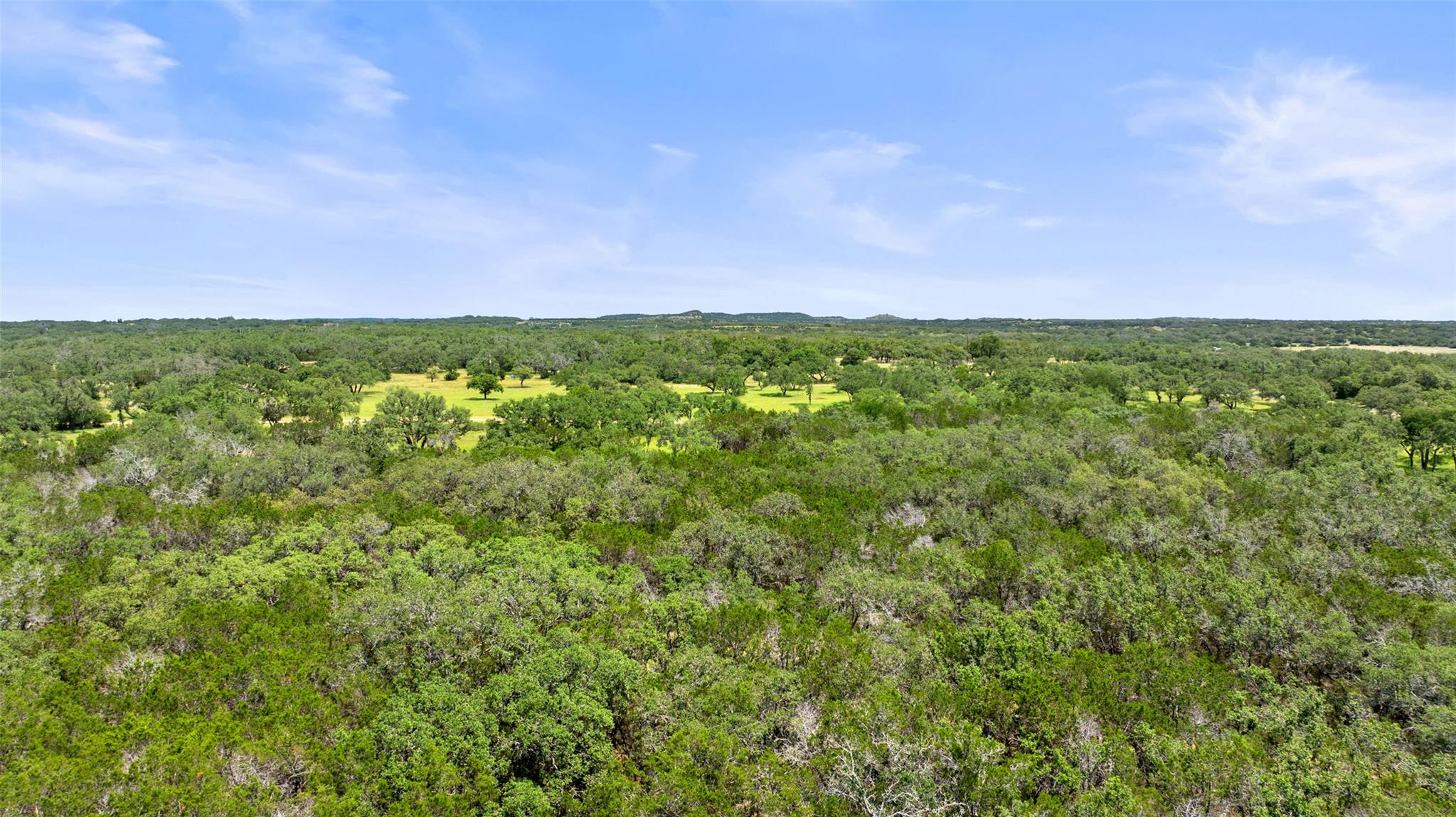 997 Sandy Oaks Ranch Rd, Johnson City, TX 78636