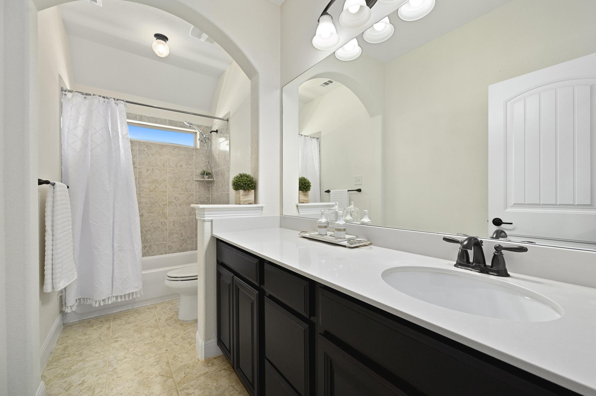 1113 Hartman Dr, Leander, TX 78641