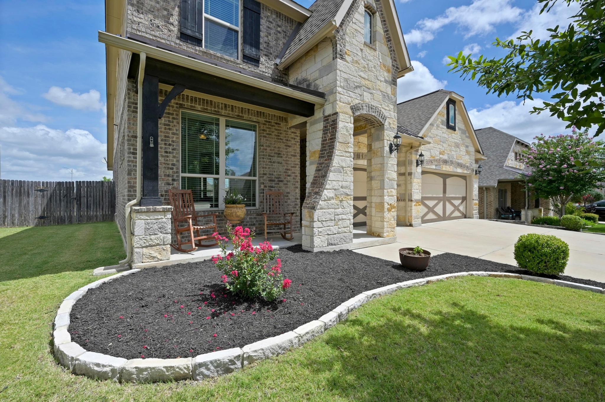 1113 Hartman Dr, Leander, TX 78641