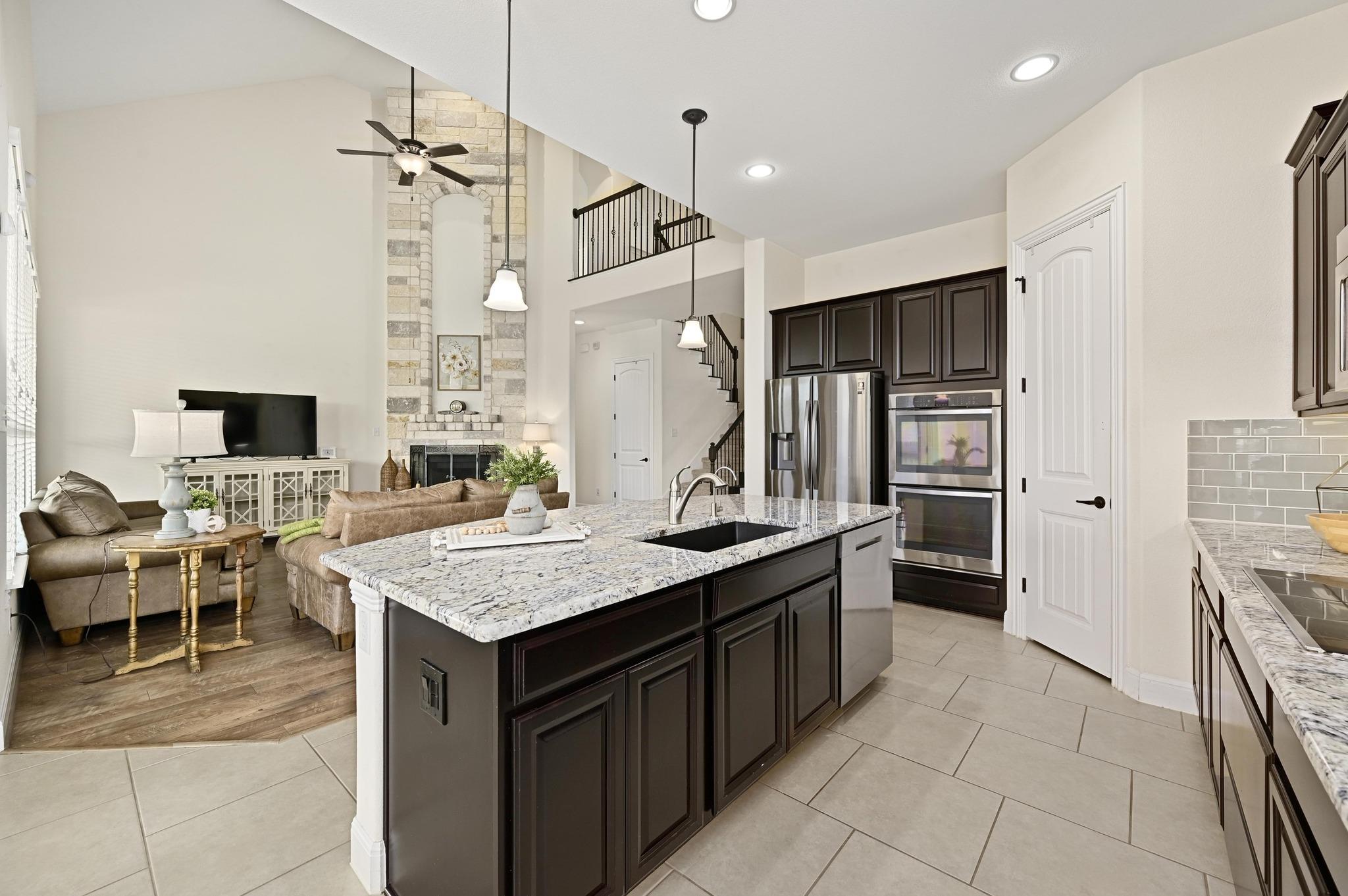 1113 Hartman Dr, Leander, TX 78641