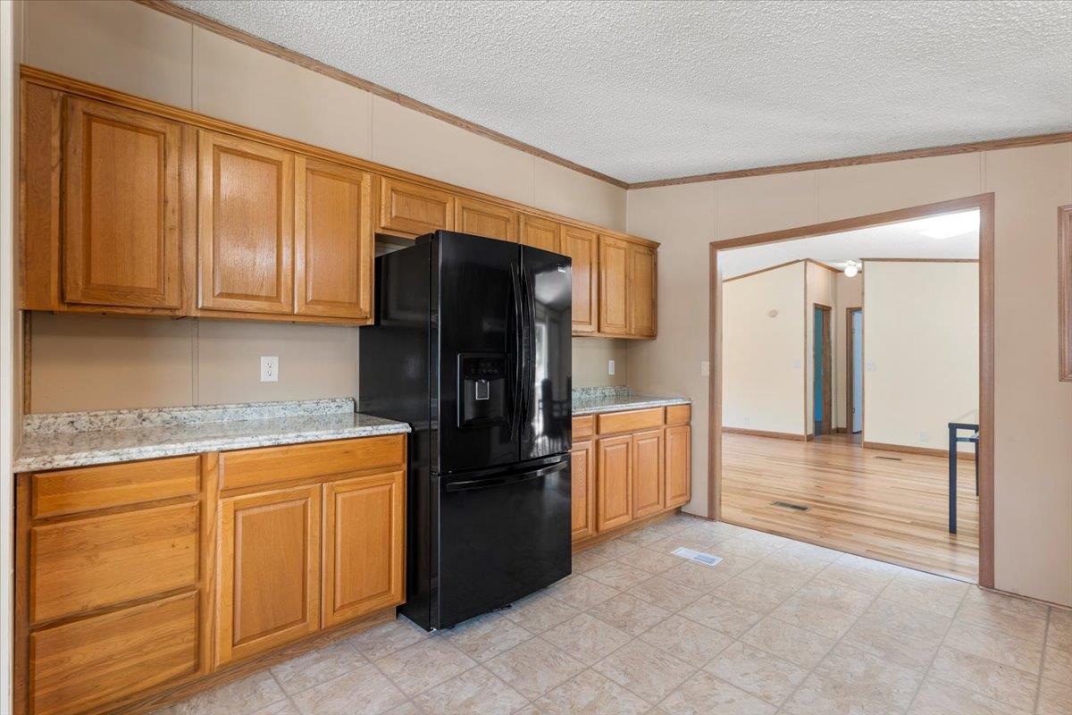 208 Purser St, Liberty Hill, TX 78642