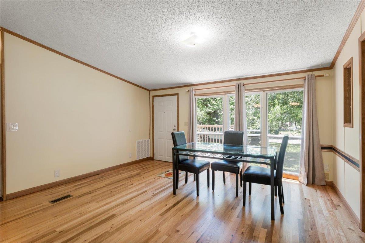 208 Purser St, Liberty Hill, TX 78642