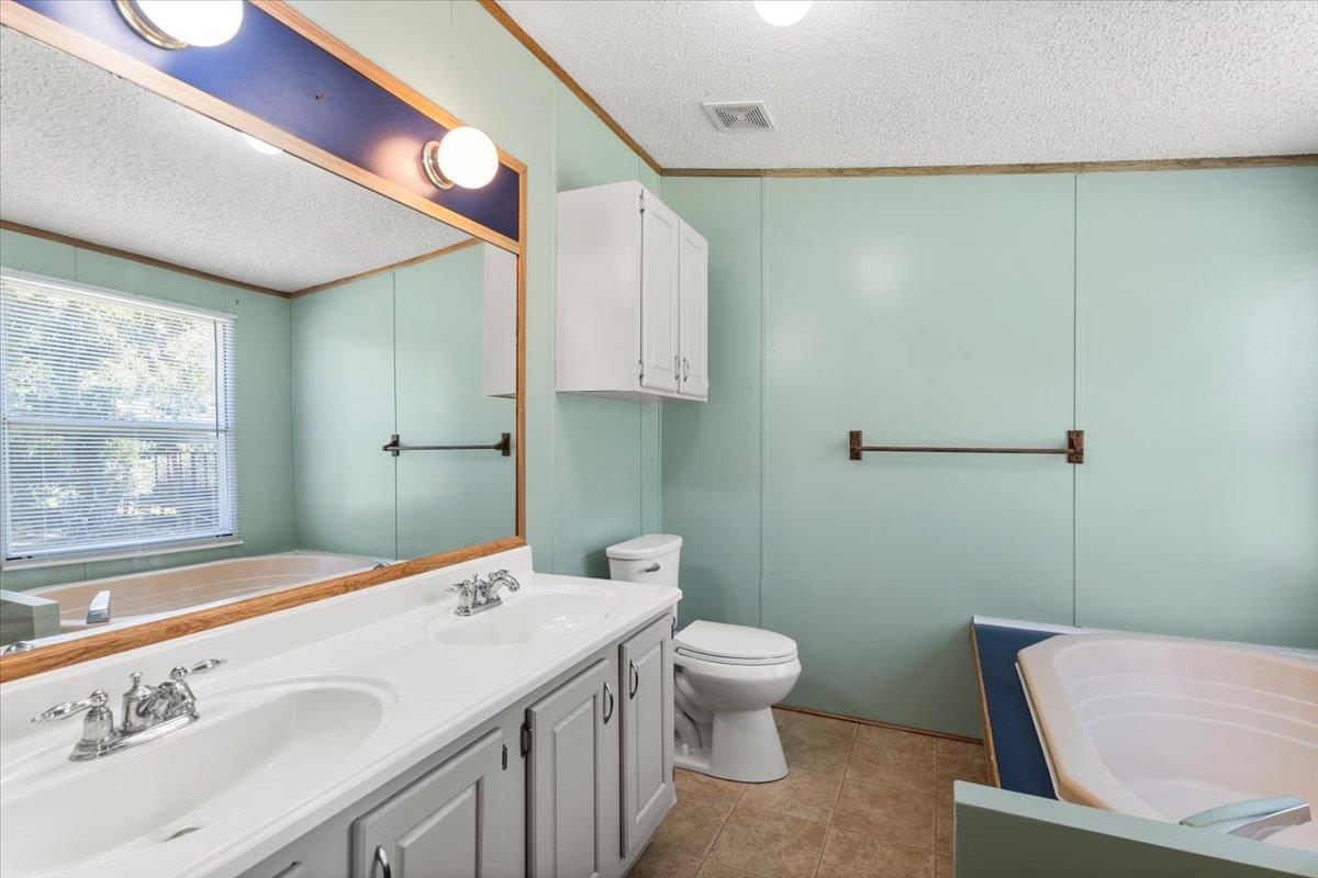 208 Purser St, Liberty Hill, TX 78642